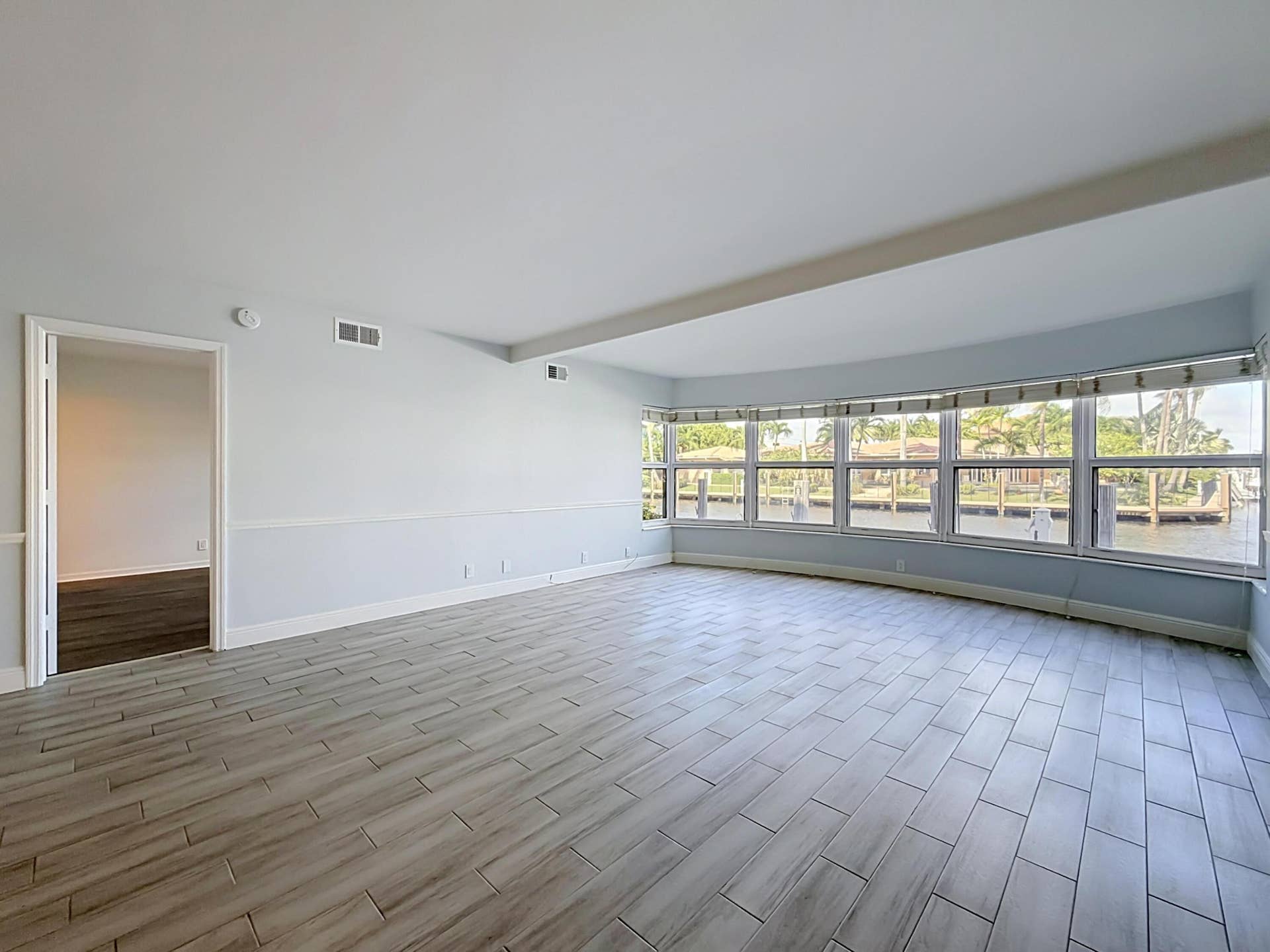 3121 NE 51st Street NE, #102E, Fort Lauderdale, FL 33308 3121 NE 51st Street #102E-33