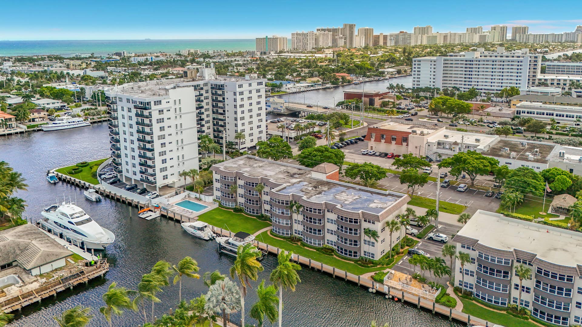 3121 NE 51st Street NE, #102E, Fort Lauderdale, FL 33308 3121 NE 51st Street #102E-77