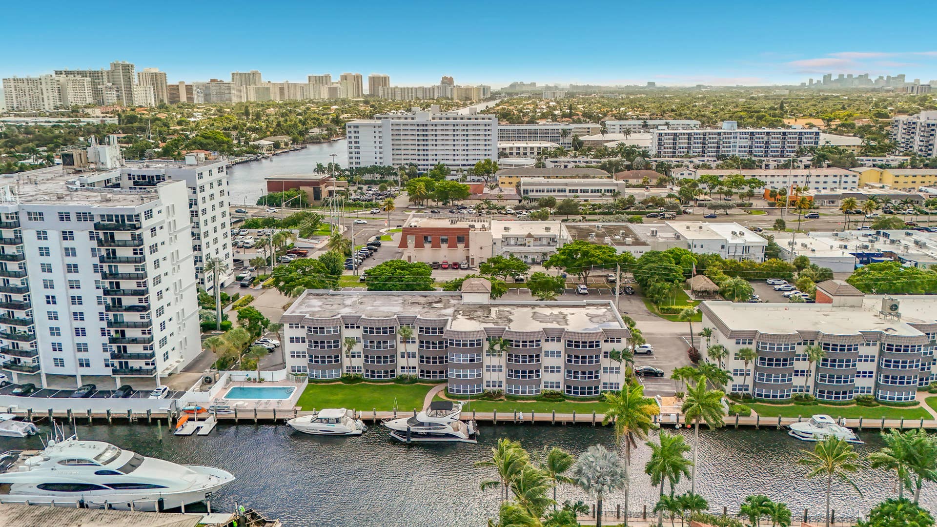 3121 NE 51st Street NE, #102E, Fort Lauderdale, FL 33308 3121 NE 51st Street #102E-76