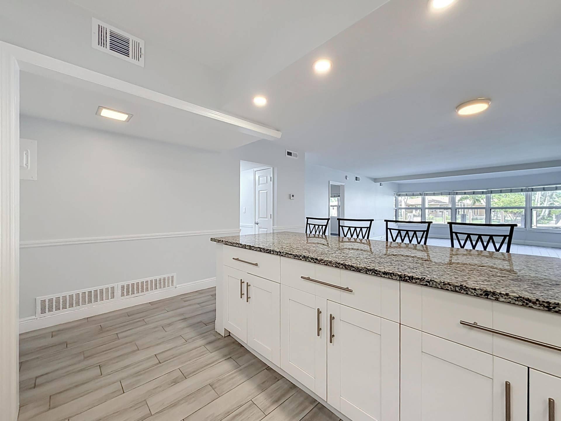 3121 NE 51st Street NE, #102E, Fort Lauderdale, FL 33308 3121 NE 51st Street #102E-25