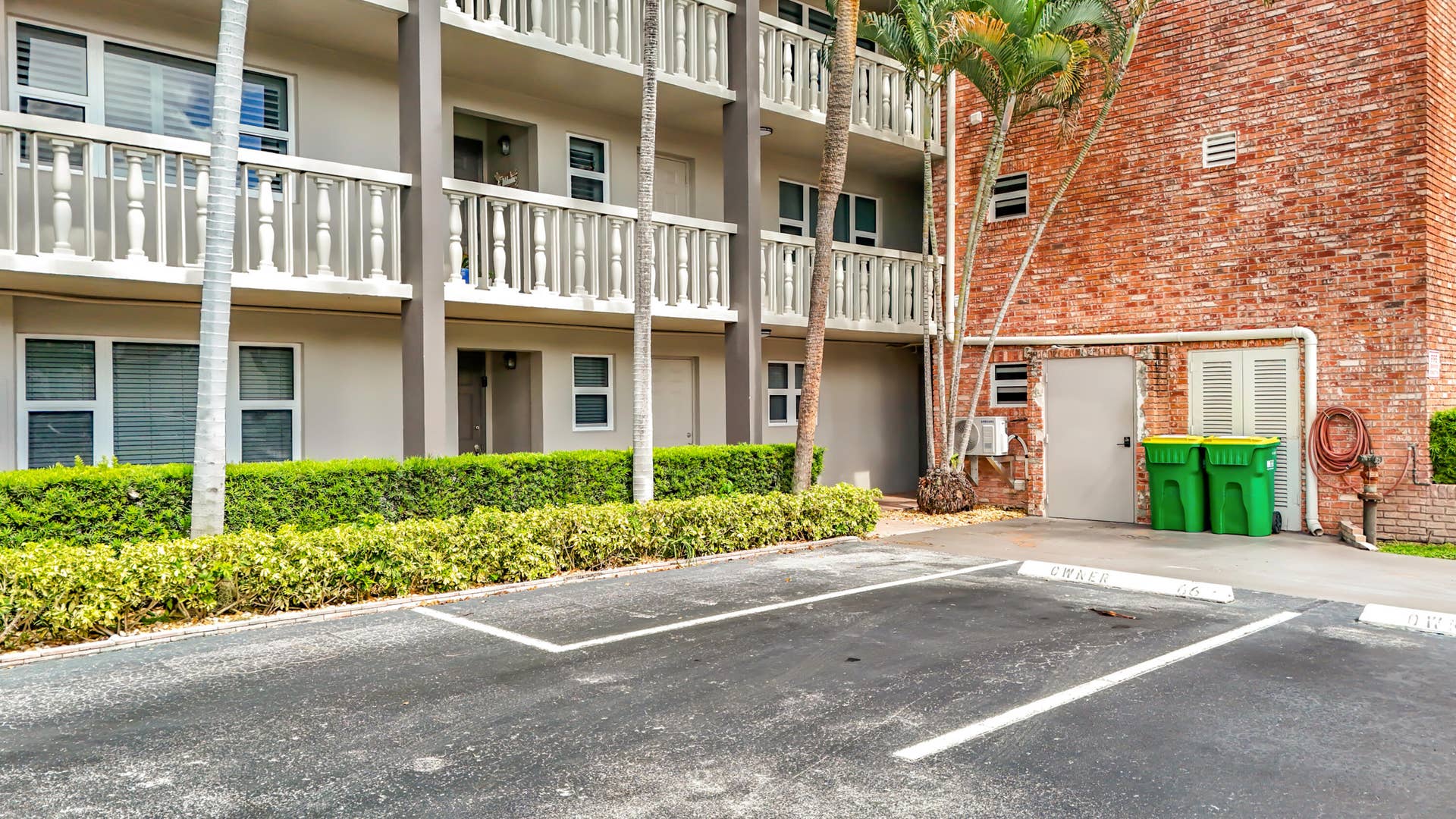 3121 NE 51st Street NE, #102E, Fort Lauderdale, FL 33308 3121 NE 51st Street #102E-12