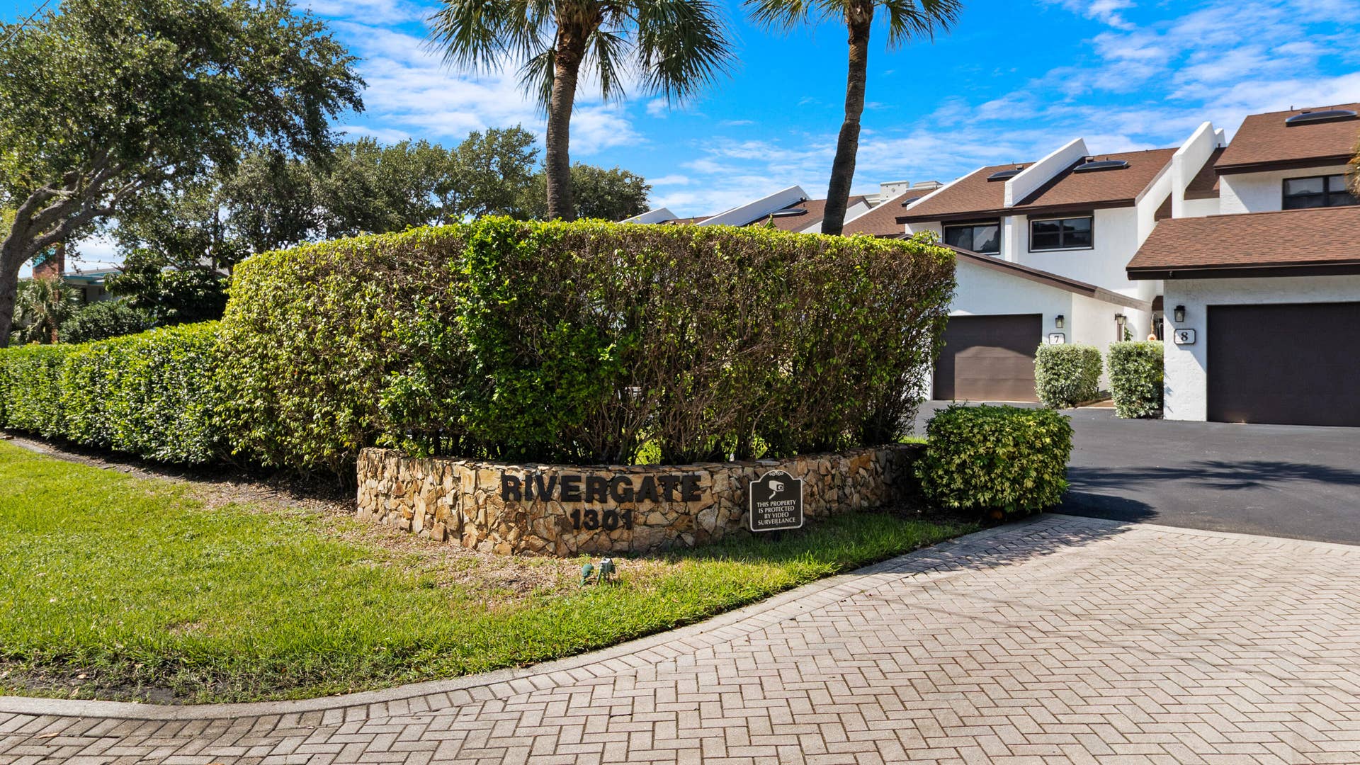 1301 N RIVERSIDE Drive, #7, Pompano Beach, FL 33062 1_accutour_01 1301-n-riverside-dr-001