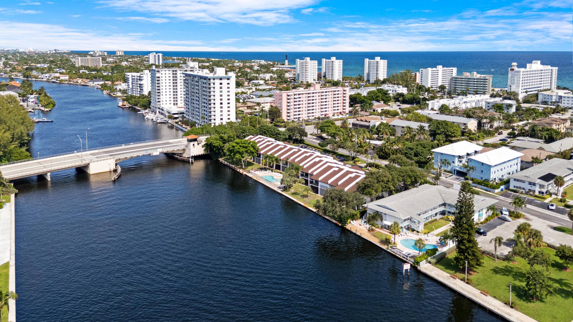 1301 N RIVERSIDE Drive, #7, Pompano Beach, FL 33062 57_accutour_01 1301-n-riverside-dr-055