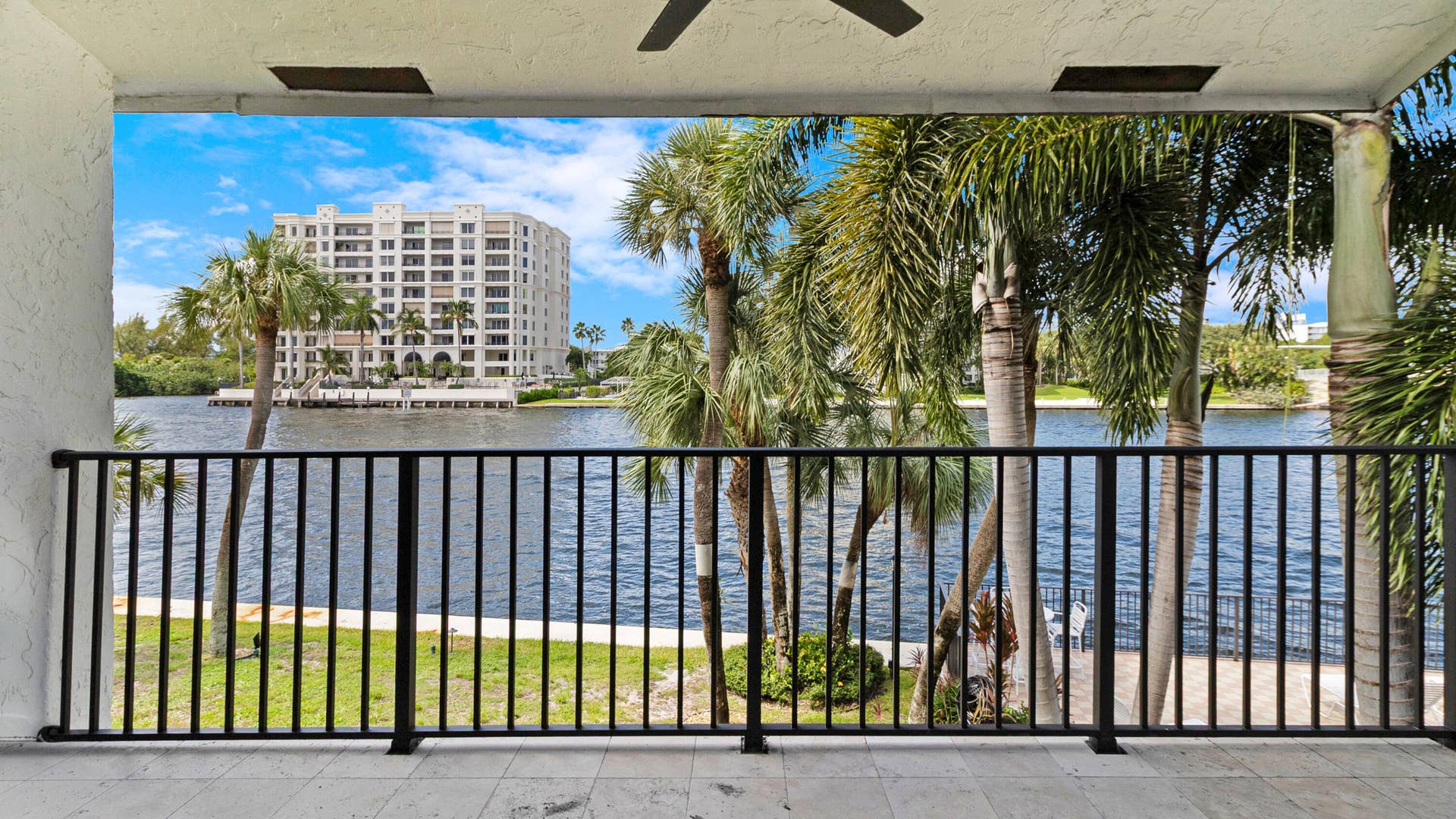 1301 N RIVERSIDE Drive, #7, Pompano Beach, FL 33062 43_accutour_01 1301-n-riverside-dr-041.p
