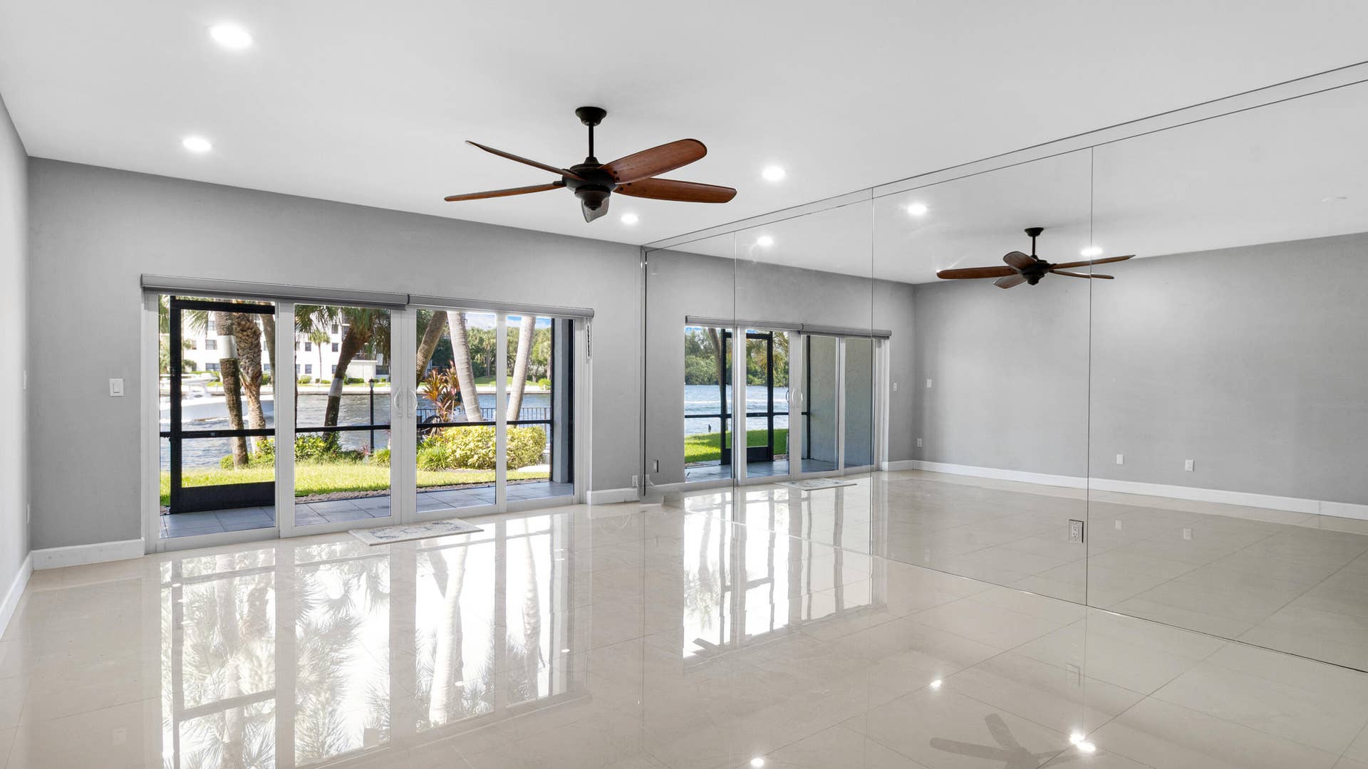 1301 N RIVERSIDE Drive, #7, Pompano Beach, FL 33062 9_accutour_01 1301-n-riverside-dr-009.pn