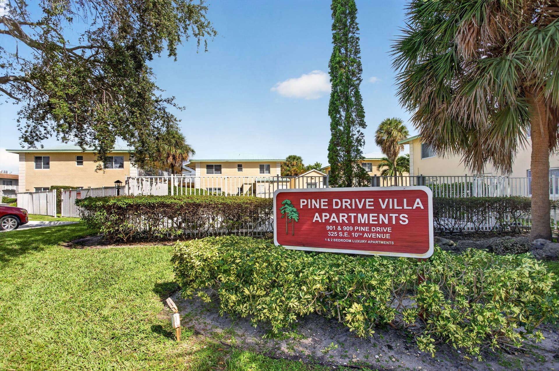 909 Pine Drive, #9, Pompano Beach, Pompano Beach, FL 33060 1-web-or-mls-901-1