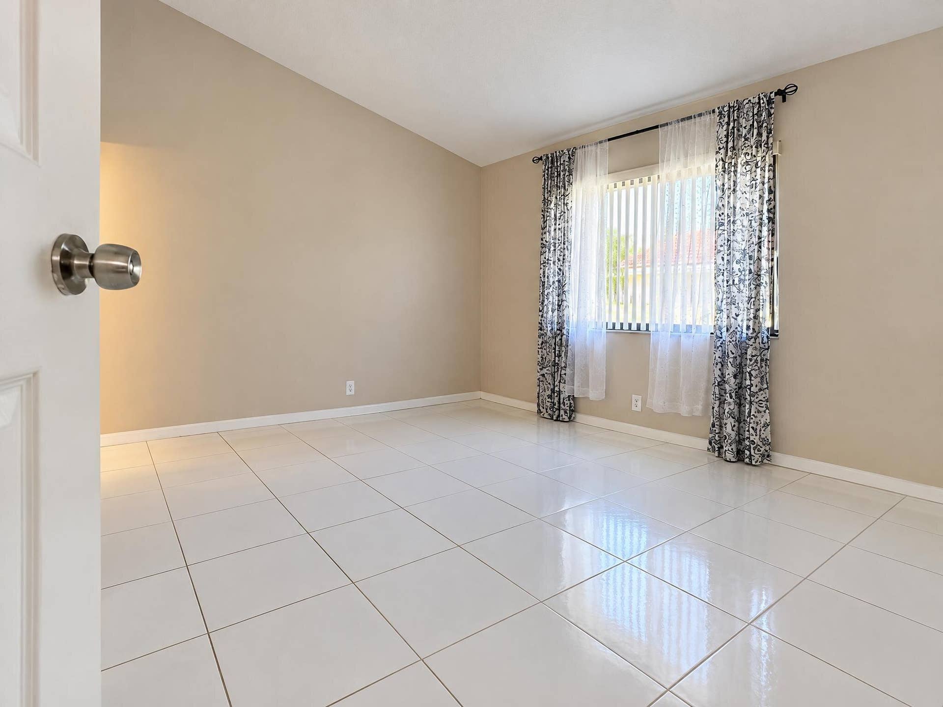 3559 RIVERSIDE Drive, #3559, Coral Springs, FL 33065 07_Picture_It_Project_Bedroom_4x3
