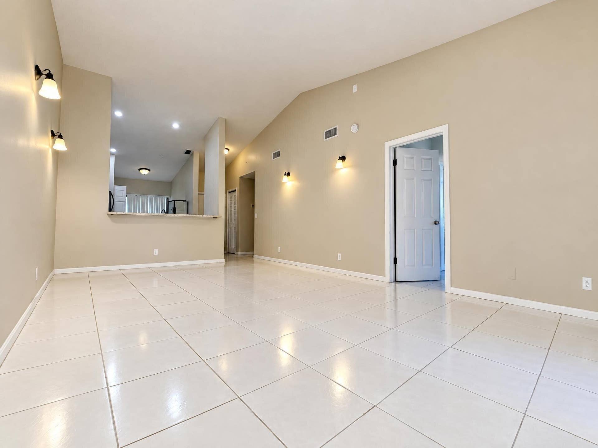 3559 RIVERSIDE Drive, #3559, Coral Springs, FL 33065 06_Picture_It_Project_Living_Room_4x3
