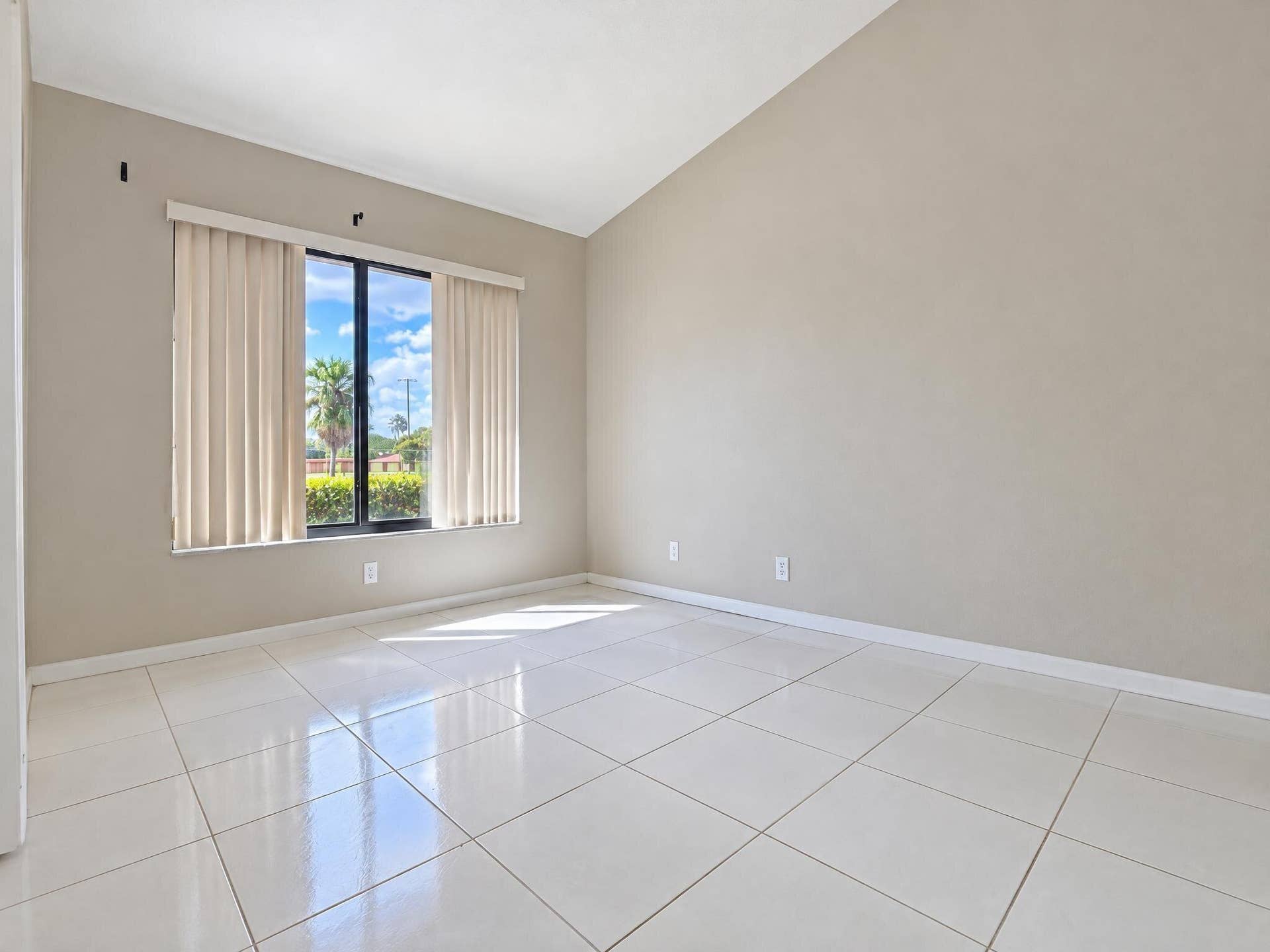 3559 RIVERSIDE Drive, #3559, Coral Springs, FL 33065 03_Picture_It_Project_Bedroom_4x3