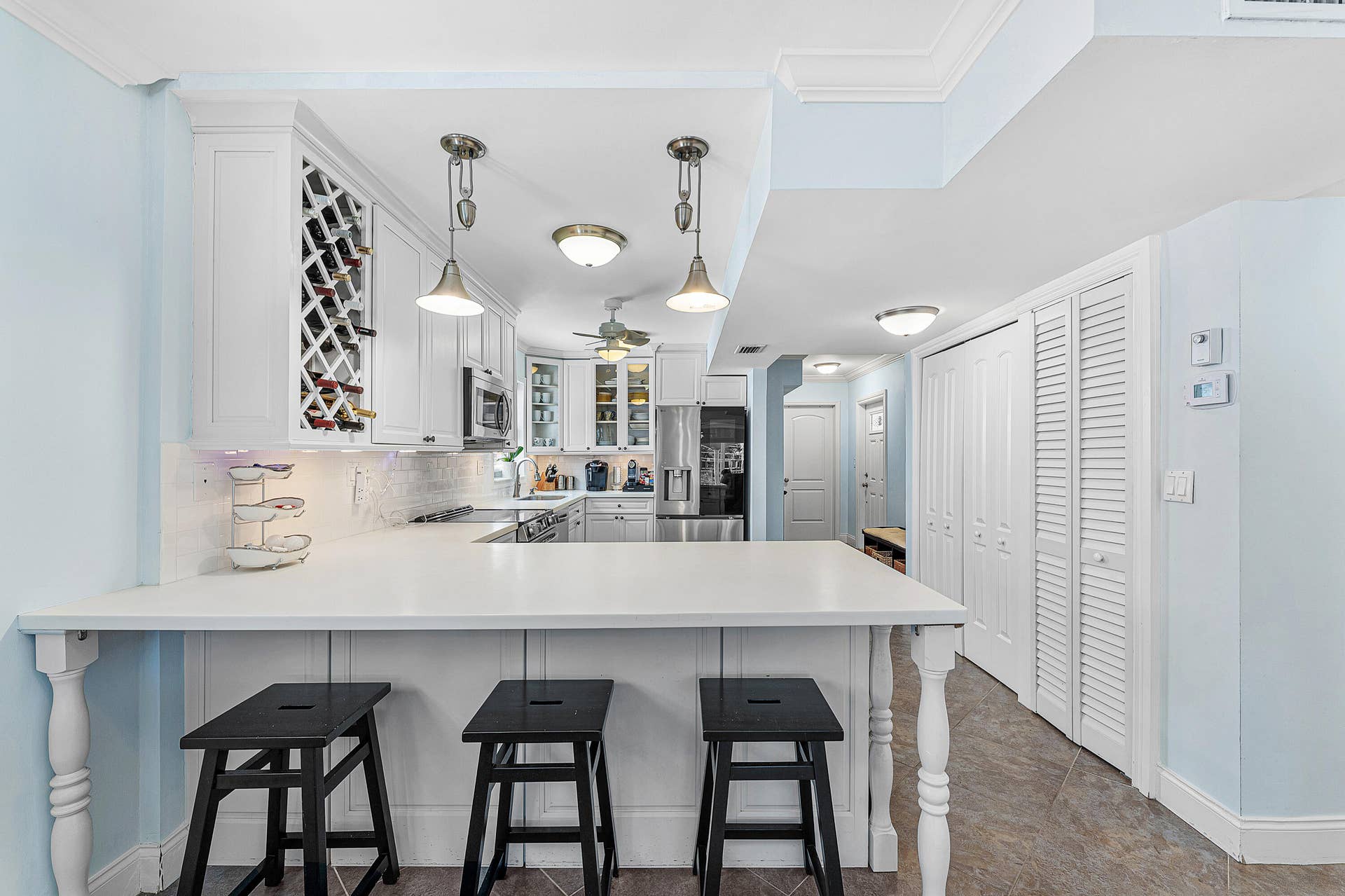 1001 E Camino Real, #4010, Boca Raton, FL 33432 011-1040BanyanRoad-401N-BocaRaton-FL-334