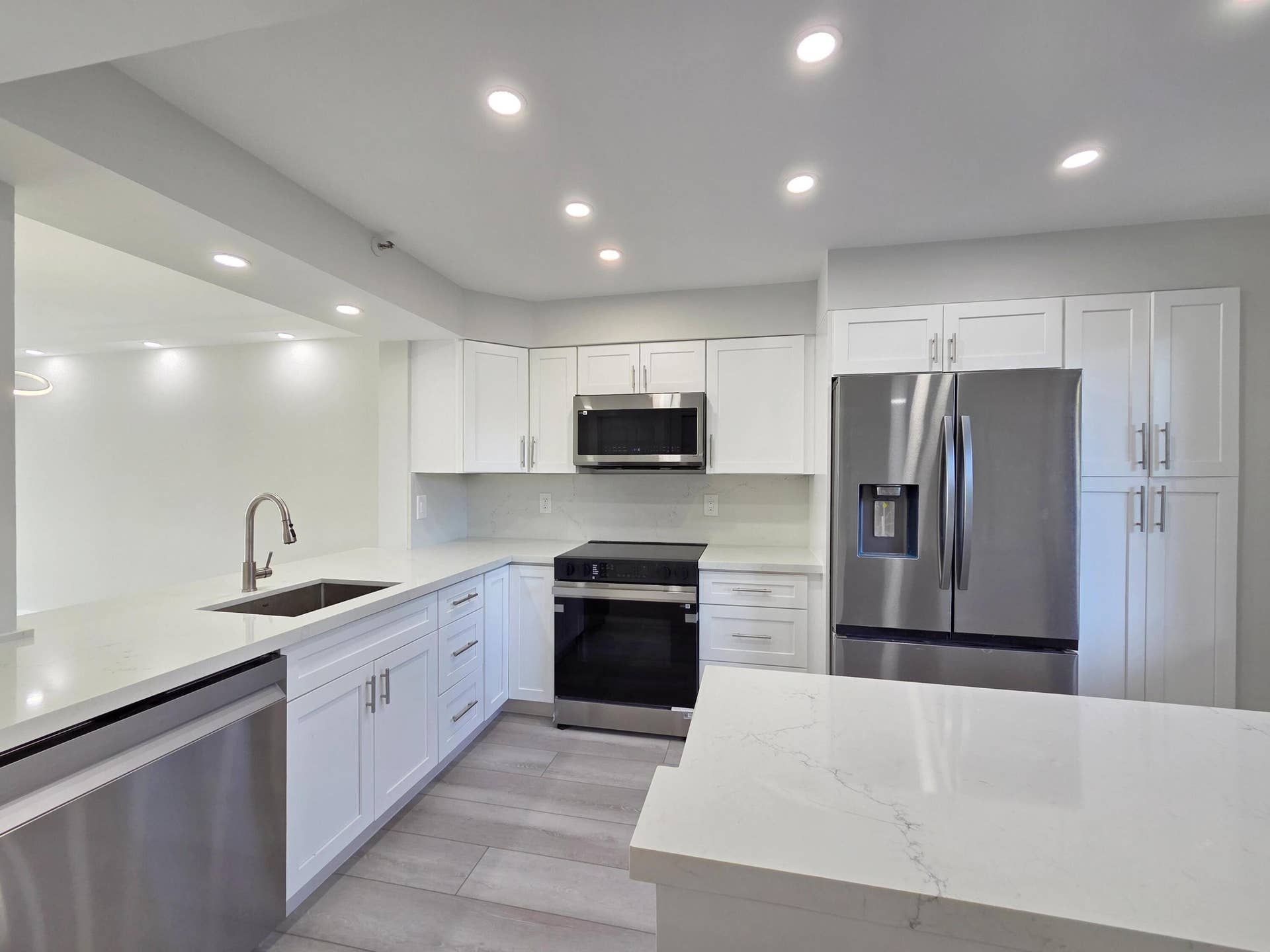 14426 Amberly Lane, #Apt 203, Delray Beach, FL 33446 Samsung Appliancies