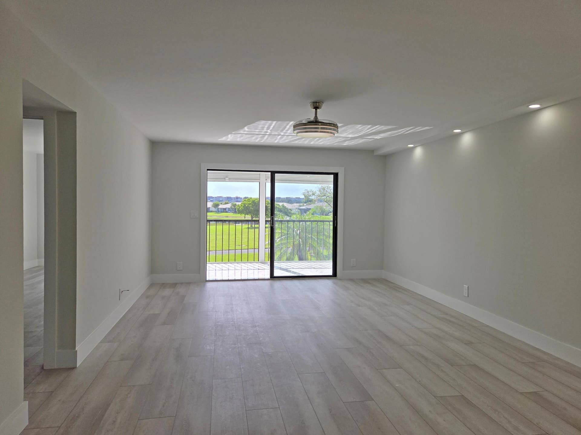 14426 Amberly Lane, #Apt 203, Delray Beach, FL 33446 Living Room