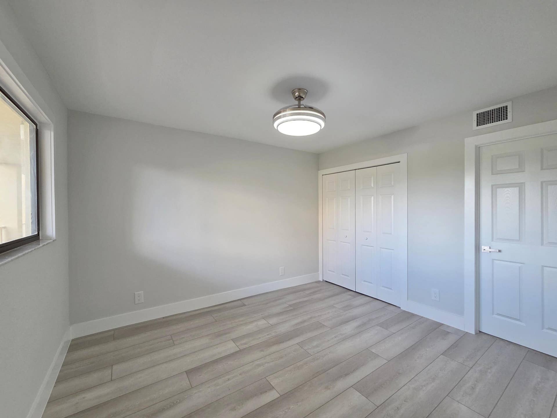 14426 Amberly Lane, #Apt 203, Delray Beach, FL 33446 Entering Guest Bedroom