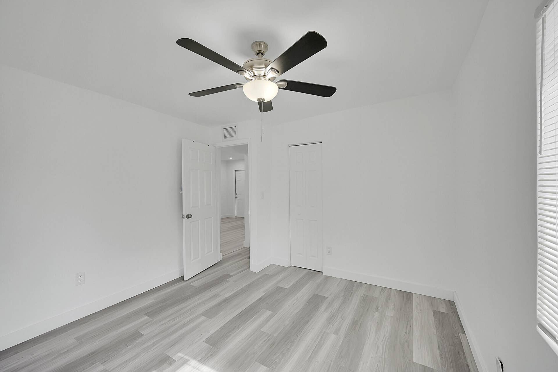 1157 W 36TH Street, #2, Riviera Beach, Riviera Beach, FL 33404 25_1 (19)