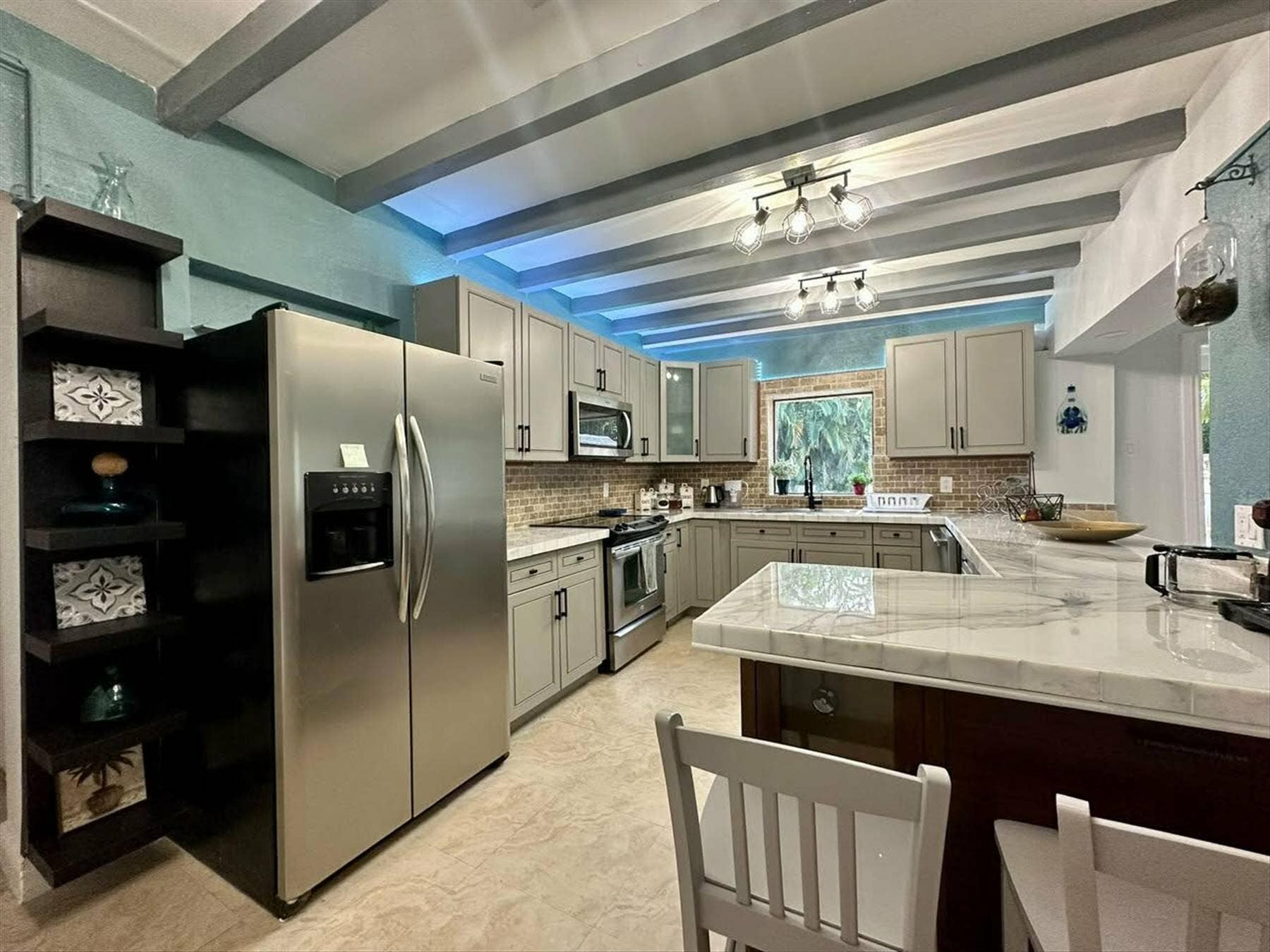 1656 SW 28TH Way, Fort Lauderdale, Fort Lauderdale, FL 33312 10809417-3