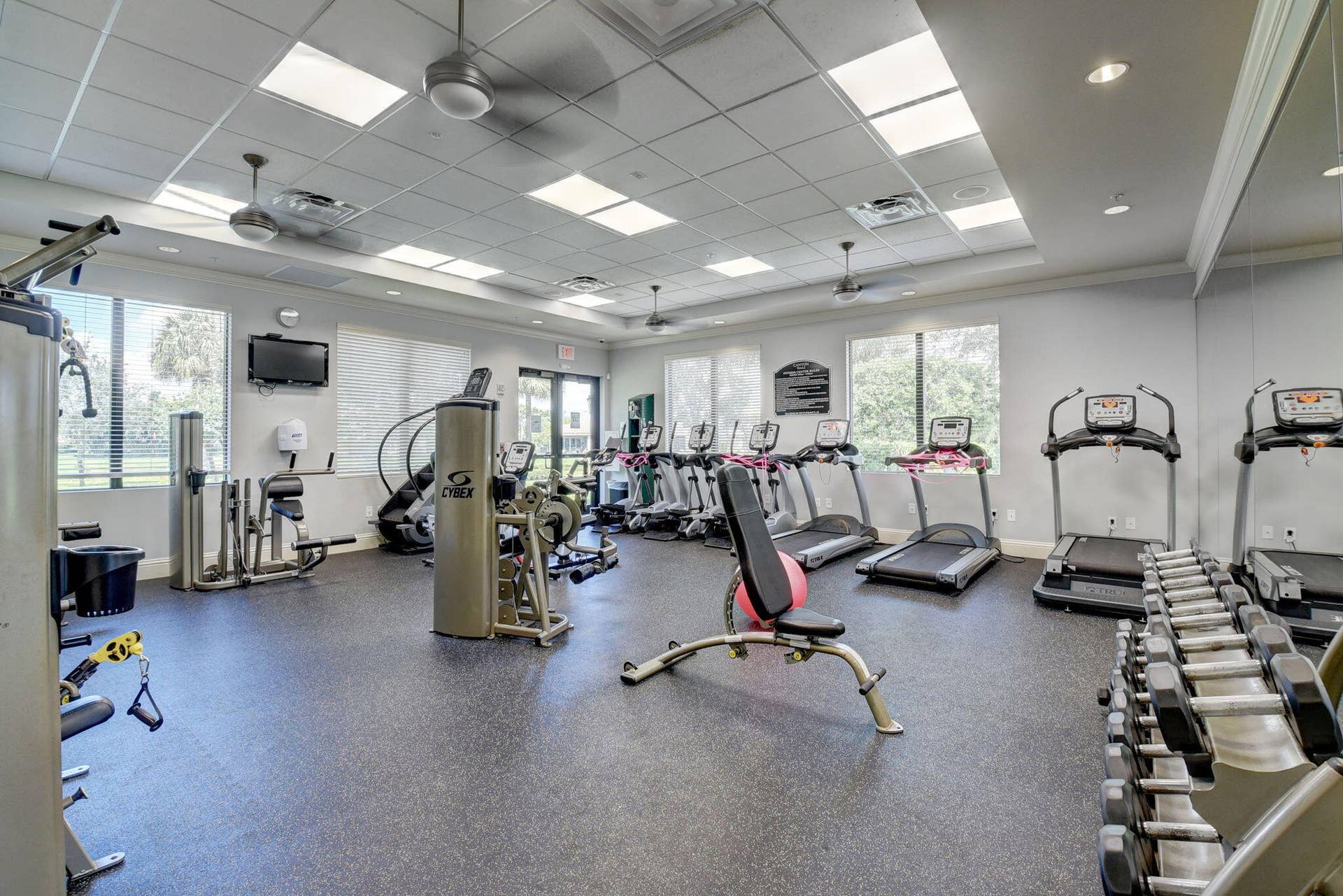 8140 Brigamar Isles Avenue, Boynton Beach, FL 33473 58-web-or-mls-Canyon Trails (11)