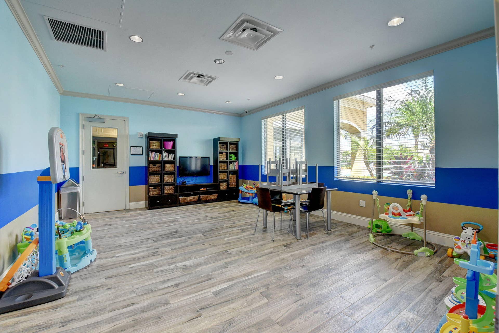 8140 Brigamar Isles Avenue, Boynton Beach, FL 33473 56-web-or-mls-Canyon Trails (9)