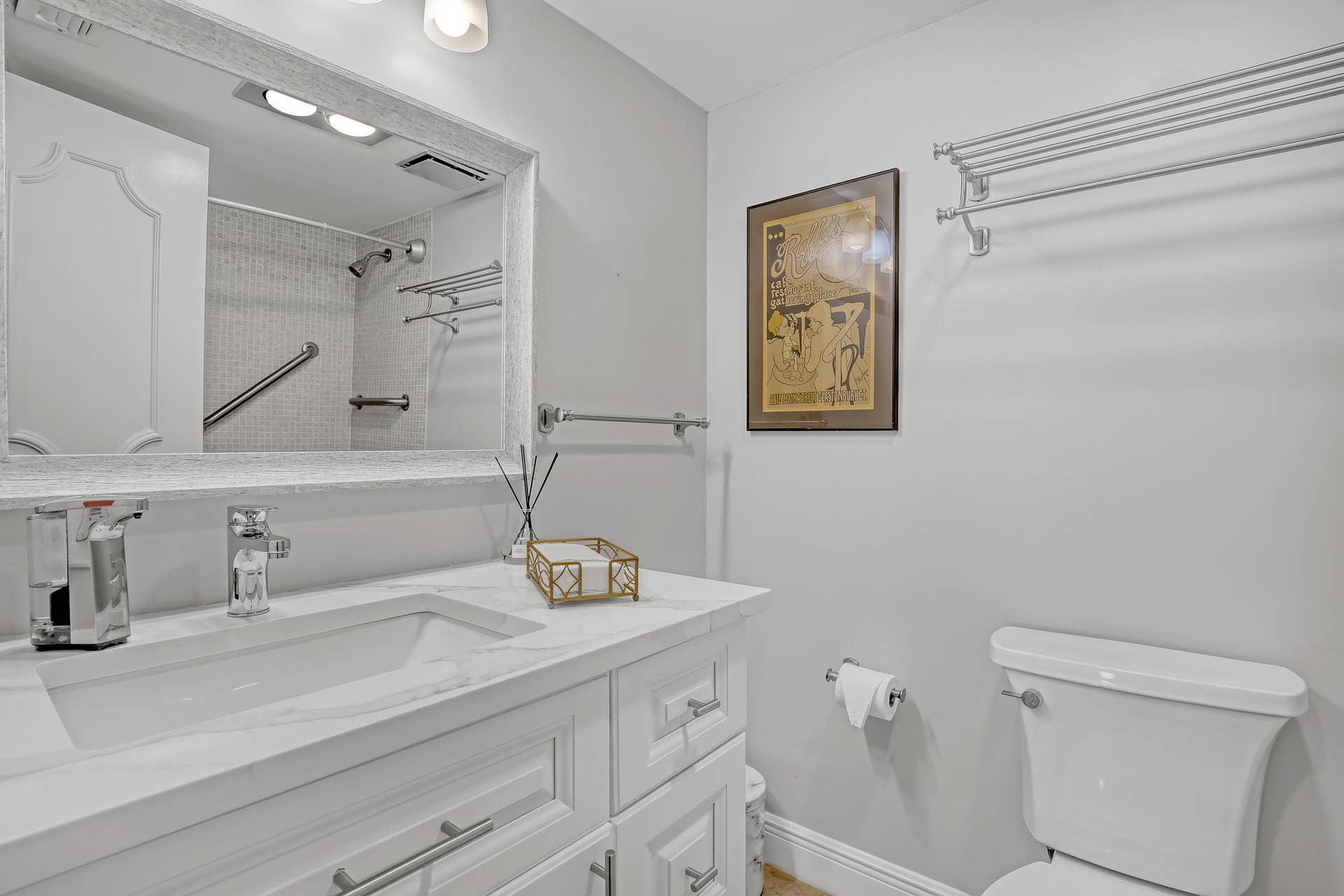 1030 SUGAR SANDS Boulevard, #372, Singer Island, FL 33404 Guest Bathroom