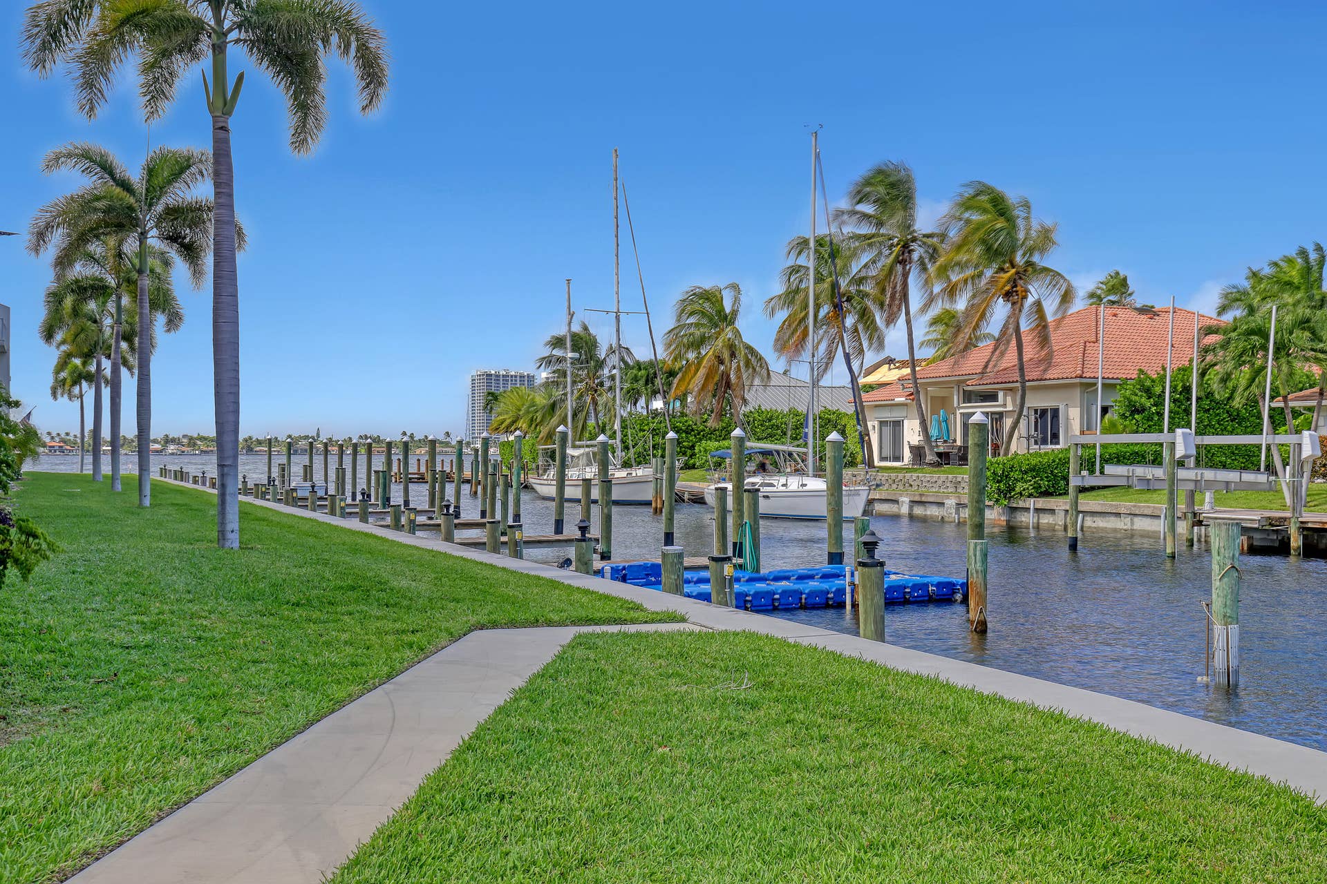 1030 SUGAR SANDS Boulevard, #372, Singer Island, FL 33404 common area