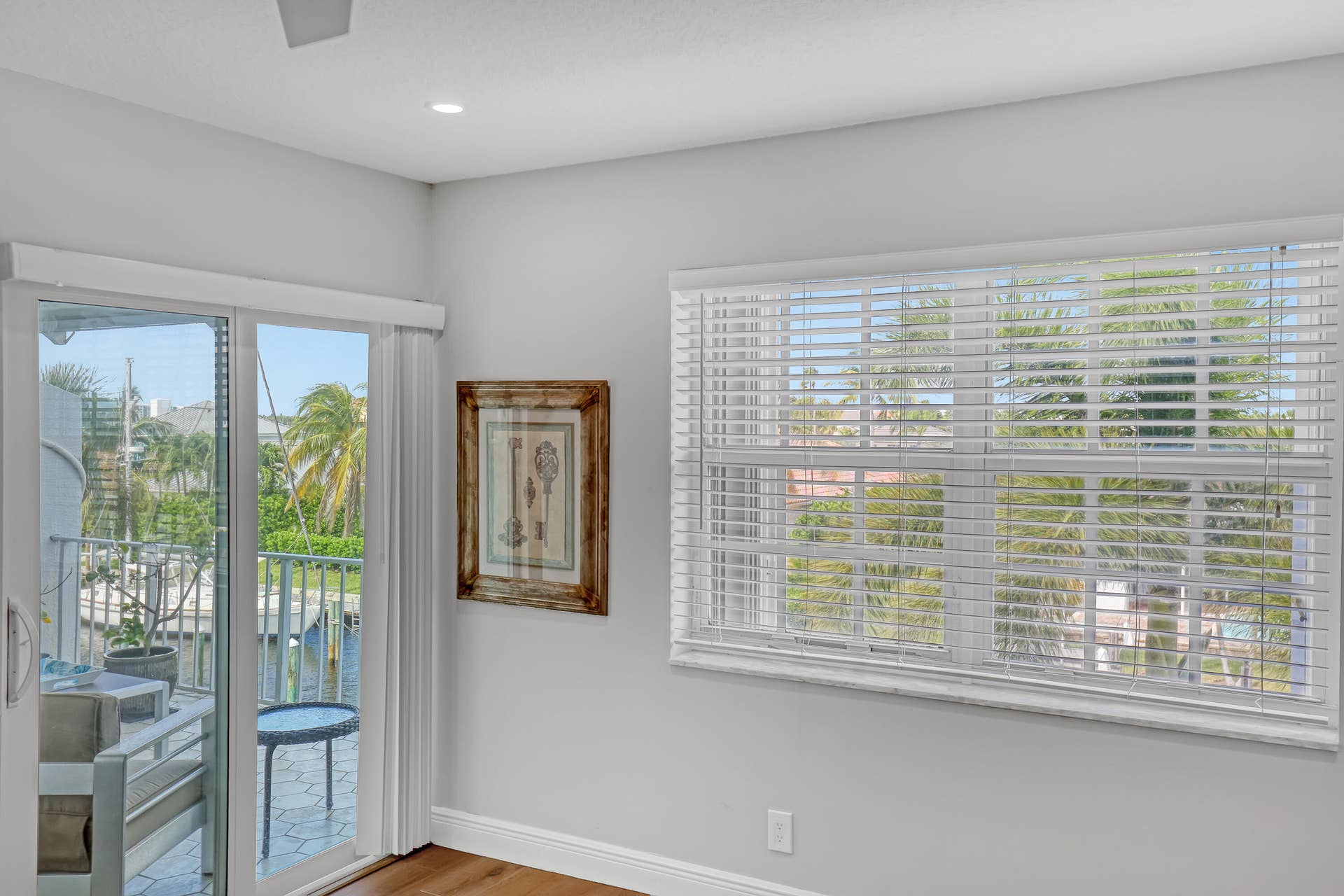 1030 SUGAR SANDS Boulevard, #372, Singer Island, FL 33404 primary suite