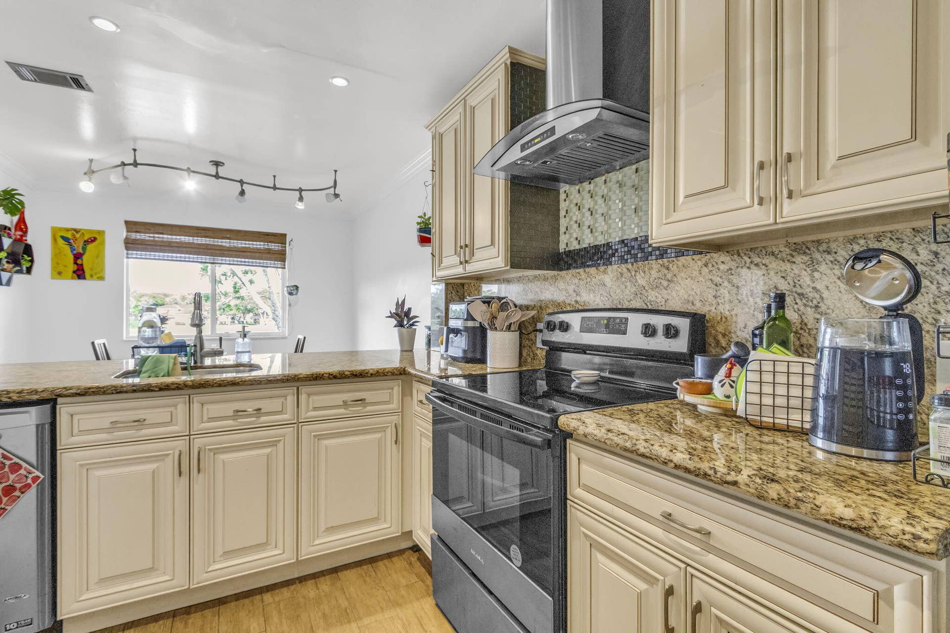 866 NW 92nd Avenue, Plantation, FL 33324 15-web-or-mls-IMG_4950