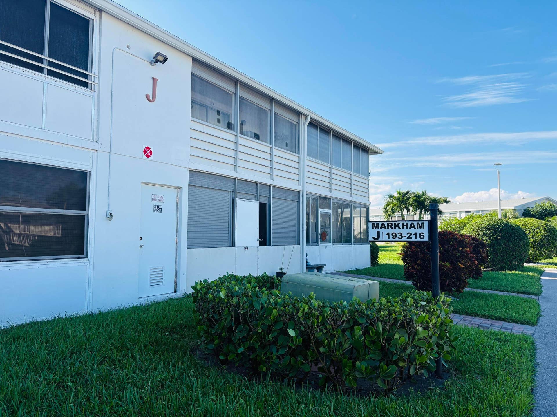 198 MARKHAM J, Deerfield Beach, Deerfield Beach, FL 33442 MARKHAM BUILDING
