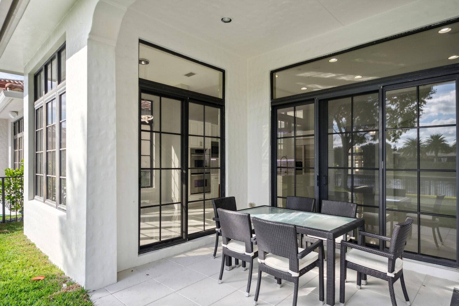COVERED PATIO