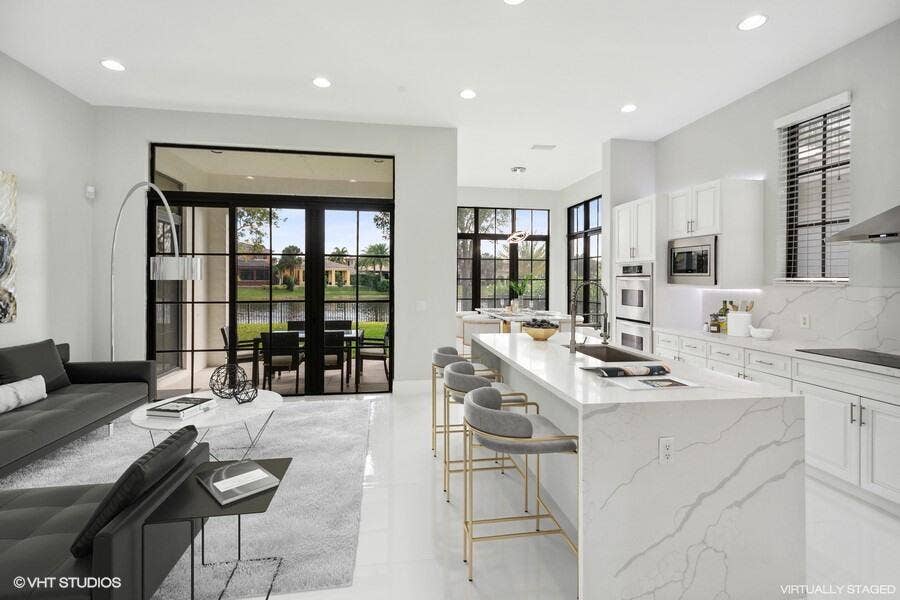 KITCHEN ISLAND