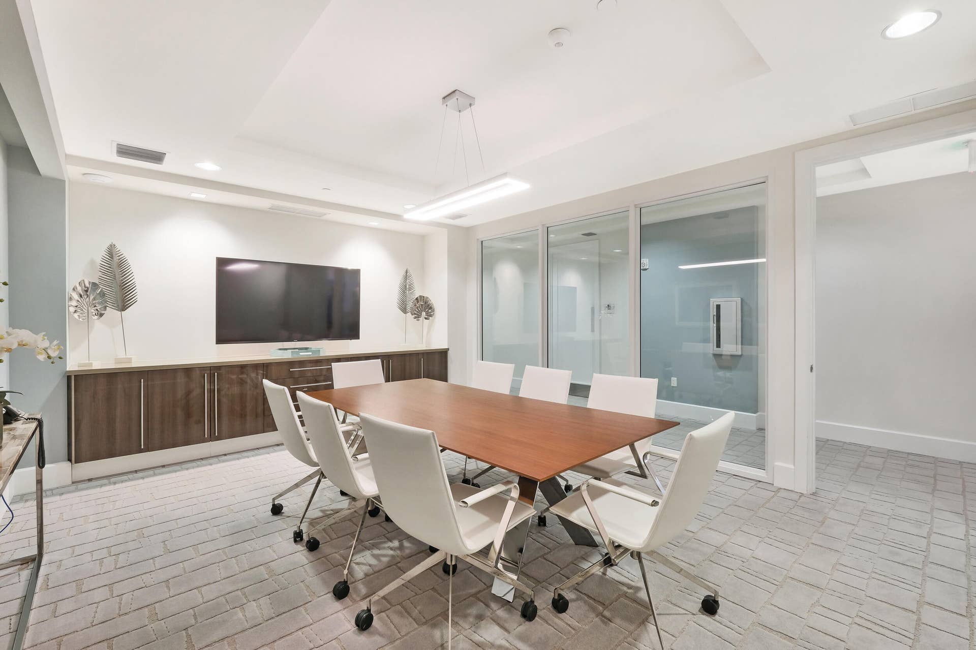 2720 Donald Ross Road, #301, Palm Beach Gardens, FL 33410 Business Center