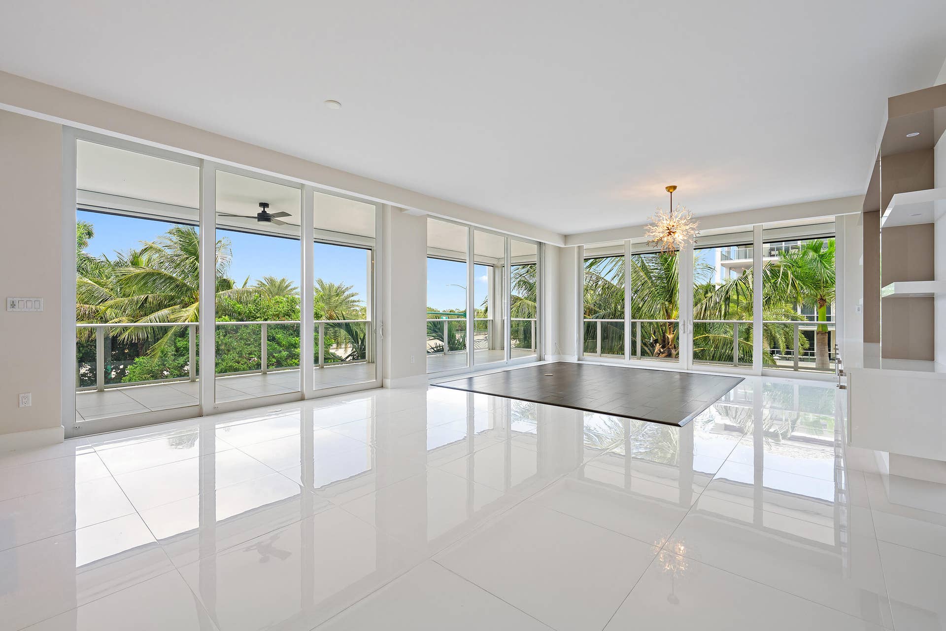2720 Donald Ross Road, #301, Palm Beach Gardens, FL 33410 Open Floor Plan