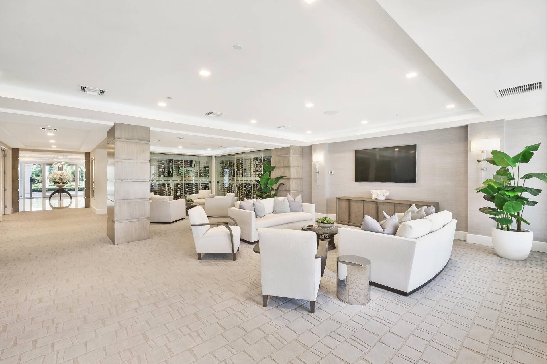 2720 Donald Ross Road, #301, Palm Beach Gardens, FL 33410 Common Area