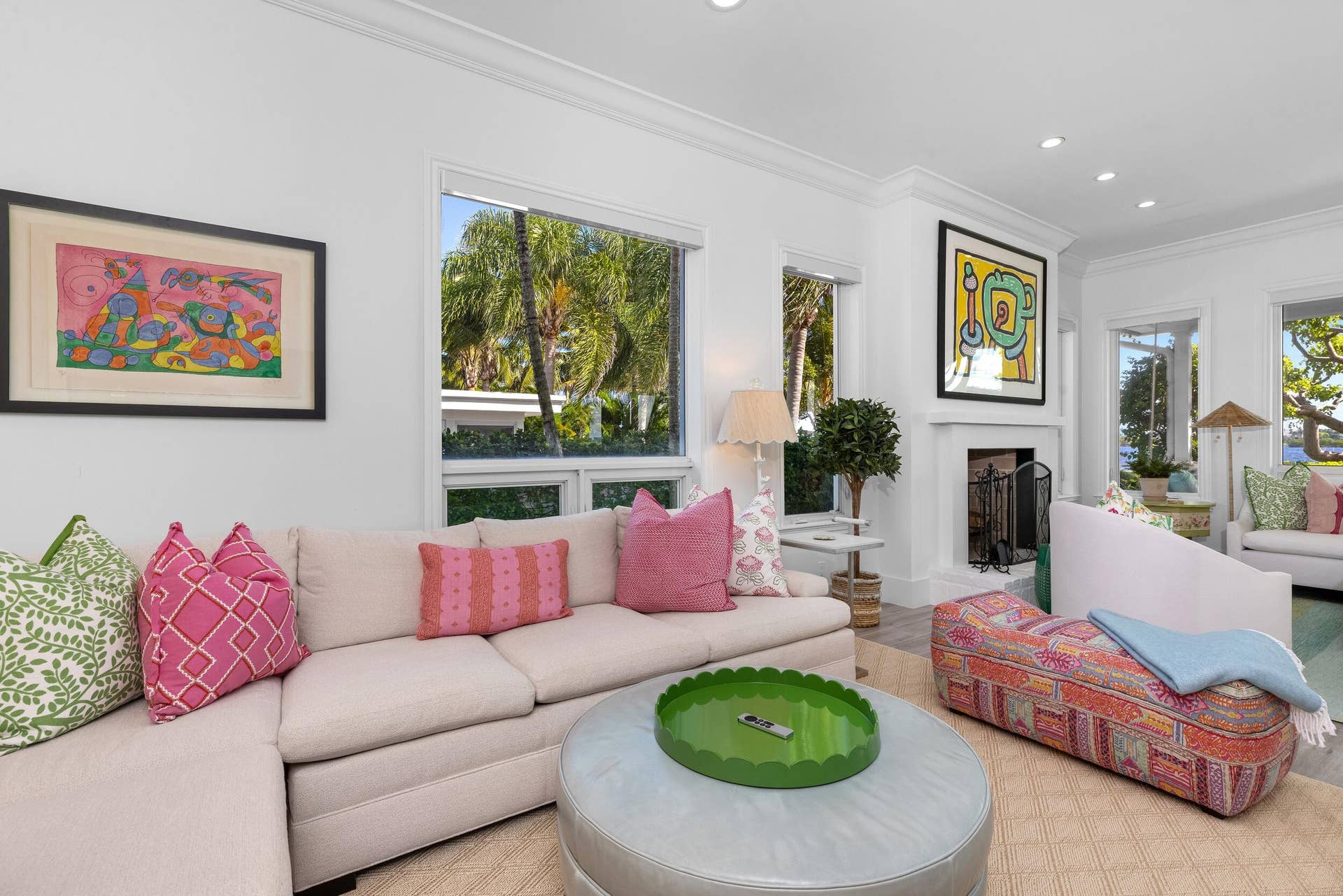 6917 S Flagler Drive, West Palm Beach, FL 33405 Living Room