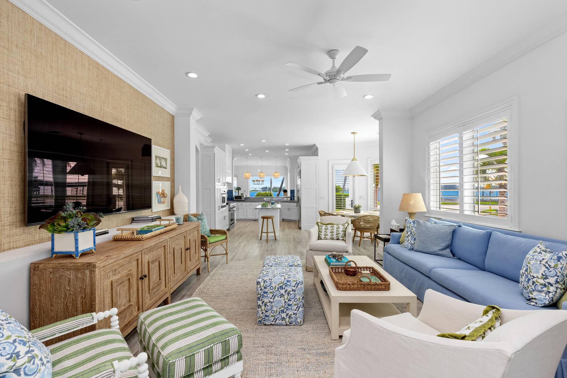 6917 S Flagler Drive, West Palm Beach, FL 33405 Family Room