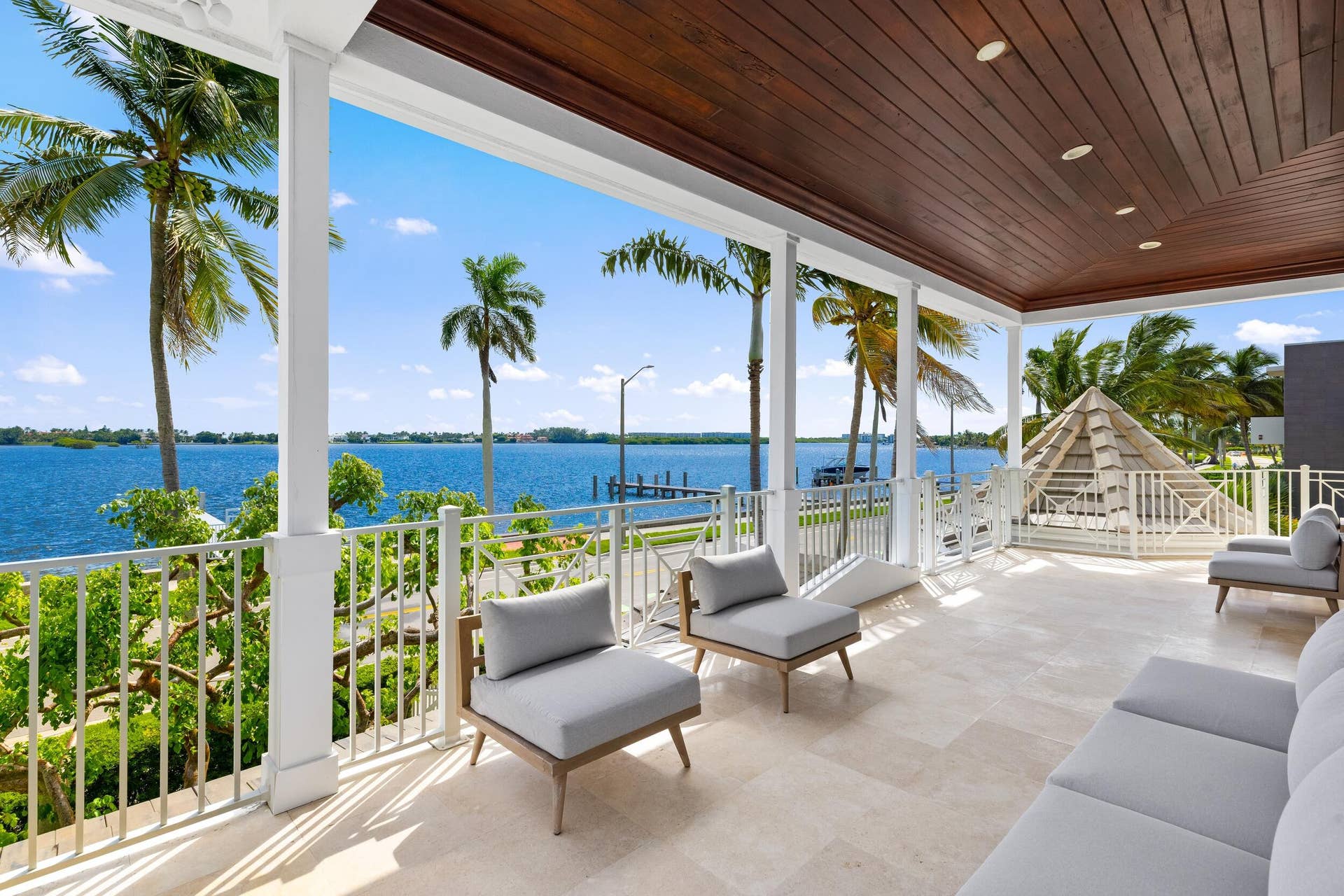 6917 S Flagler Drive, West Palm Beach, FL 33405 Terrace 5