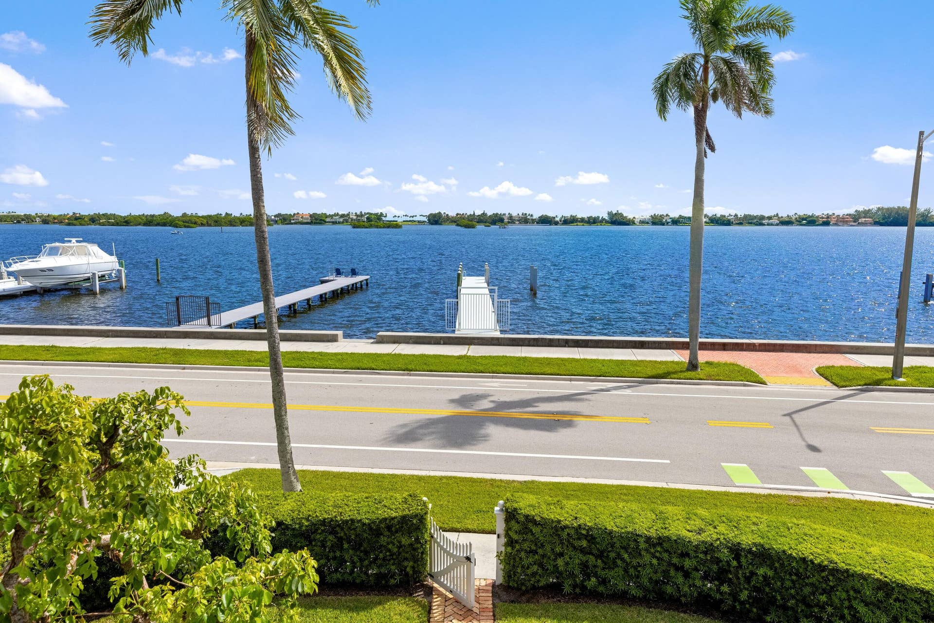 6917 S Flagler Drive, West Palm Beach, FL 33405 Terrace View