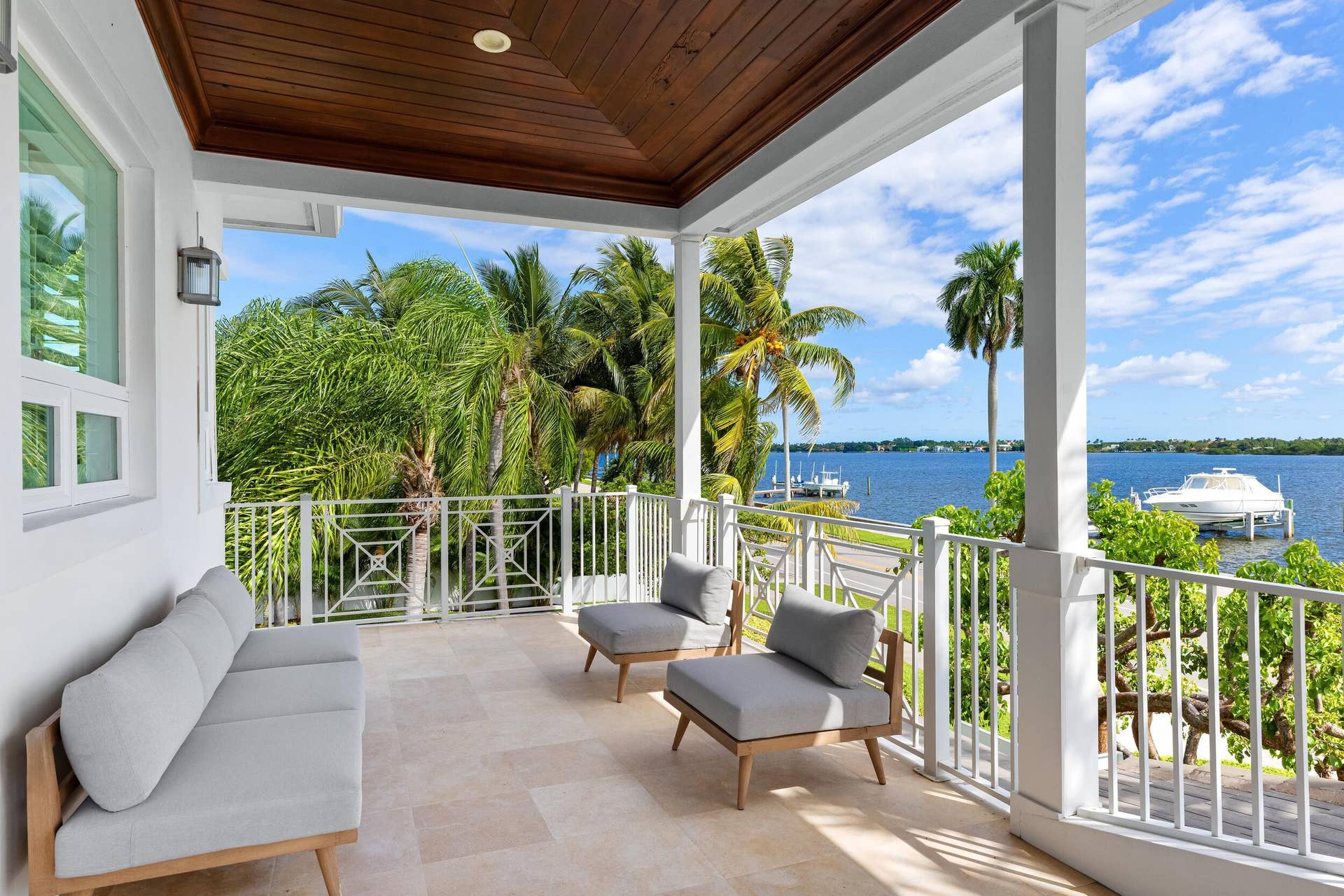 6917 S Flagler Drive, West Palm Beach, FL 33405 Terrace