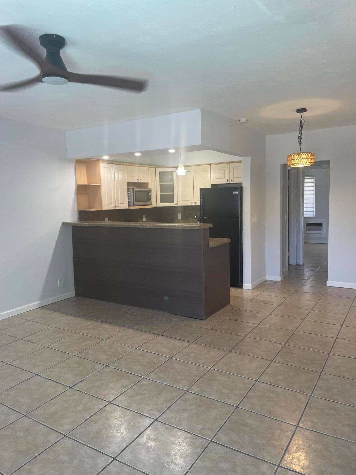 450 LAYNE Boulevard, #14, Hallandale Beach, FL 33009 IMG_7023