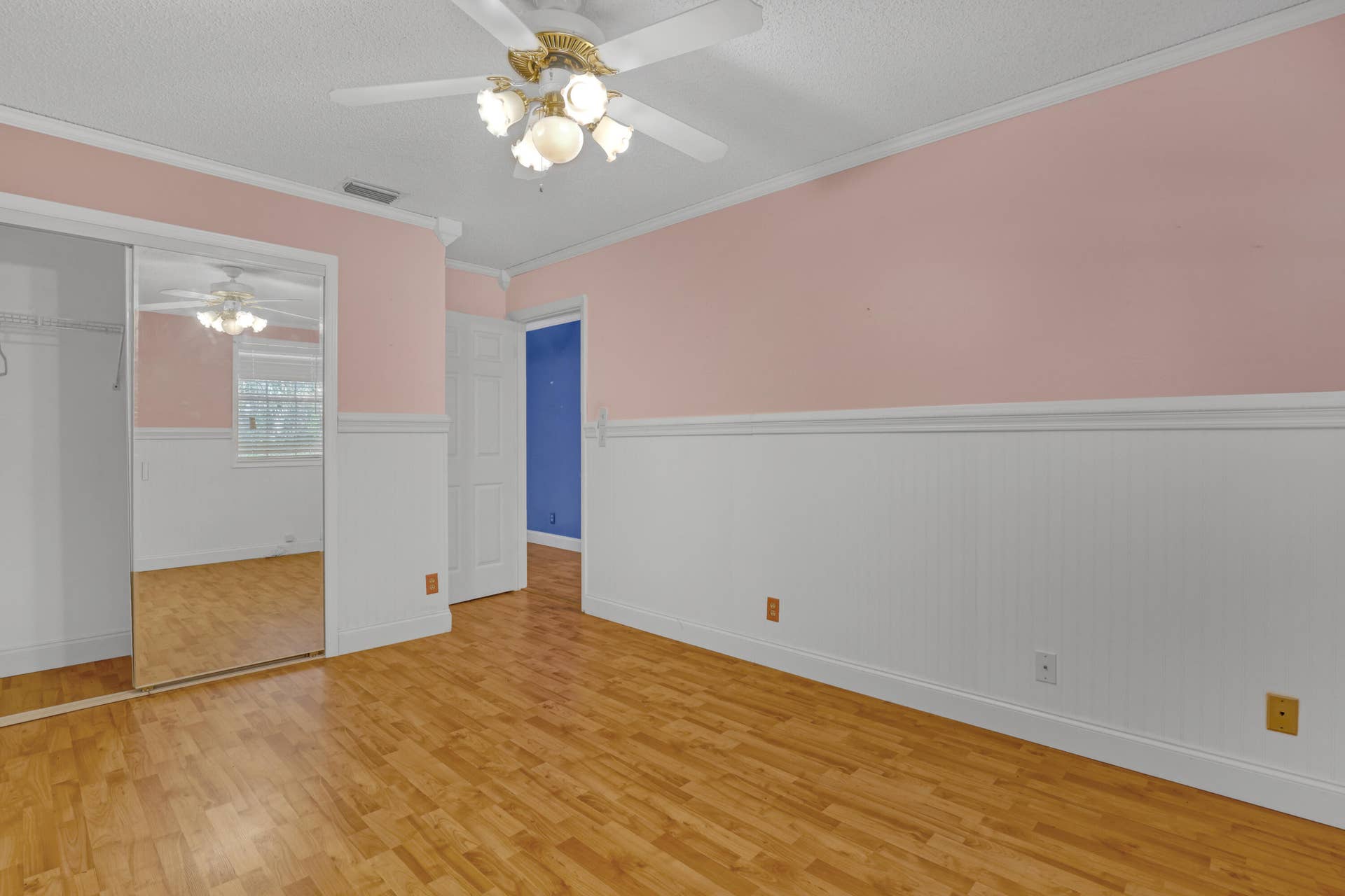 2103 Maplewood (29)