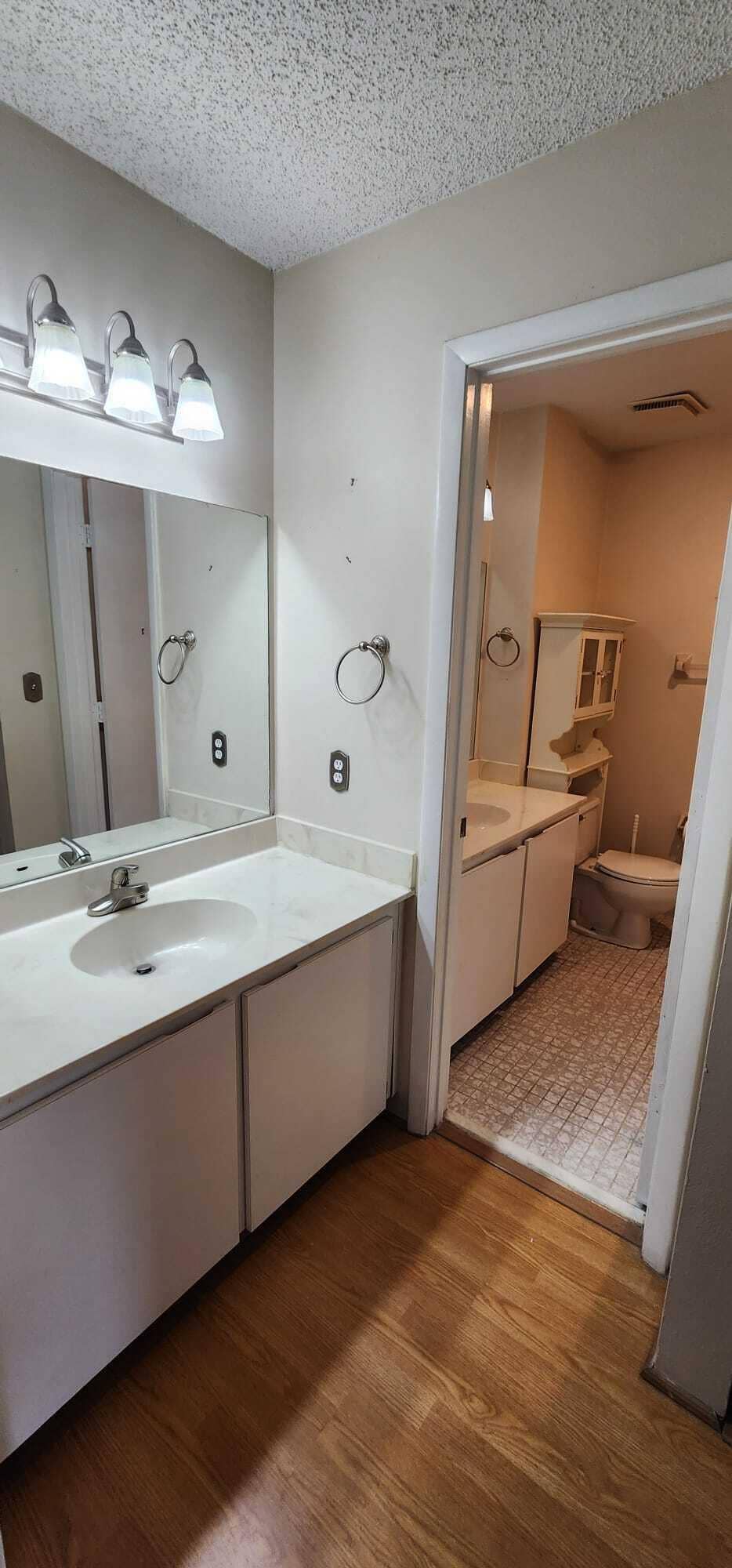Bathroom 2nd Floor