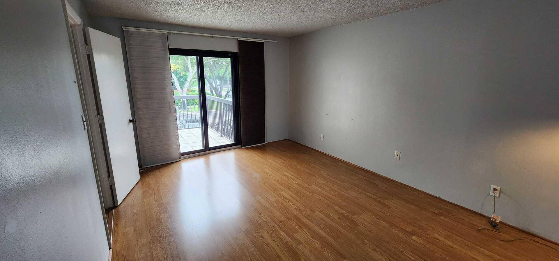 Master Bedroom (1)