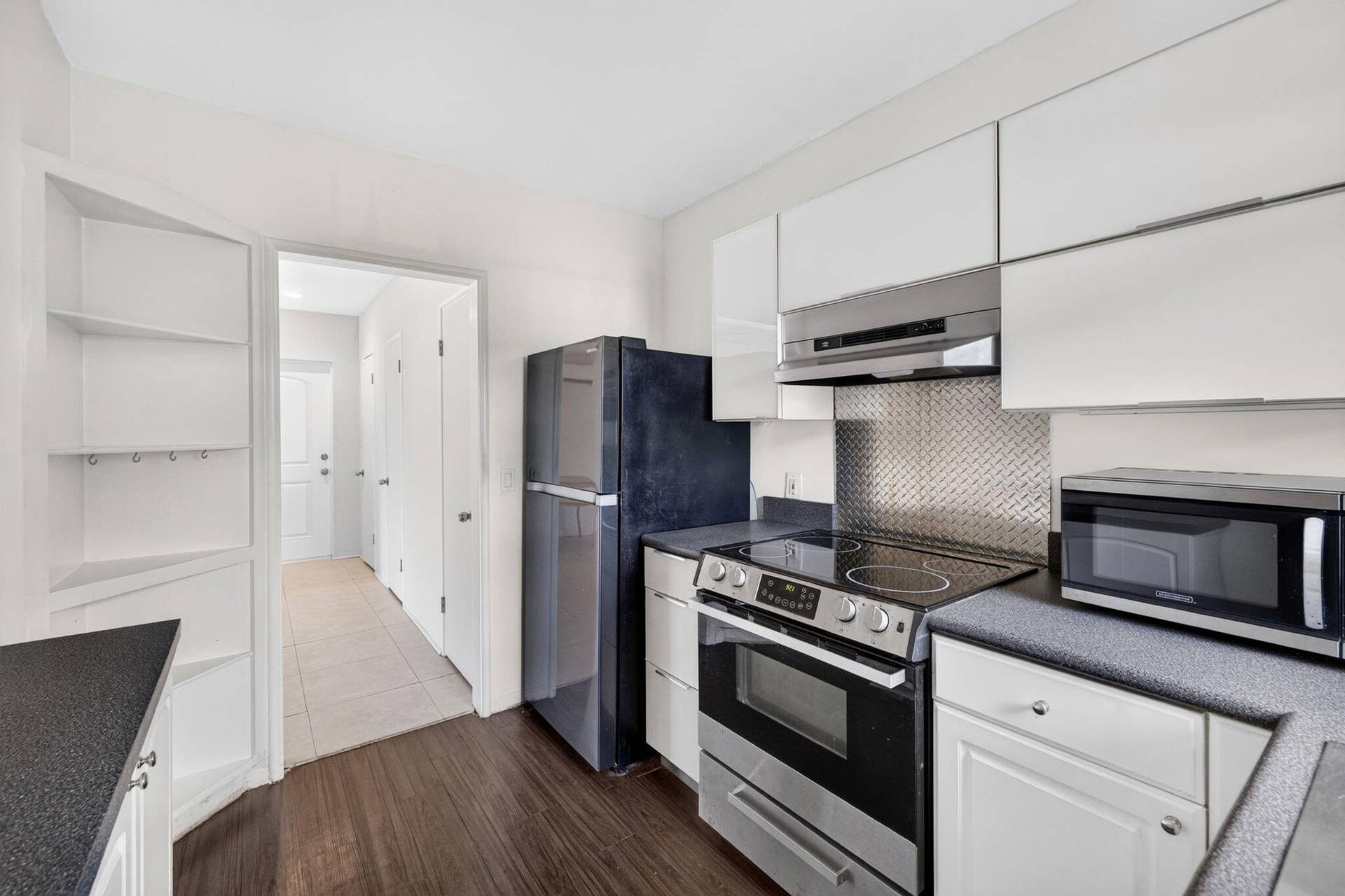 1515 NE 16TH Street, Fort Lauderdale, FL 33304 52-web-or-mls-699A2673