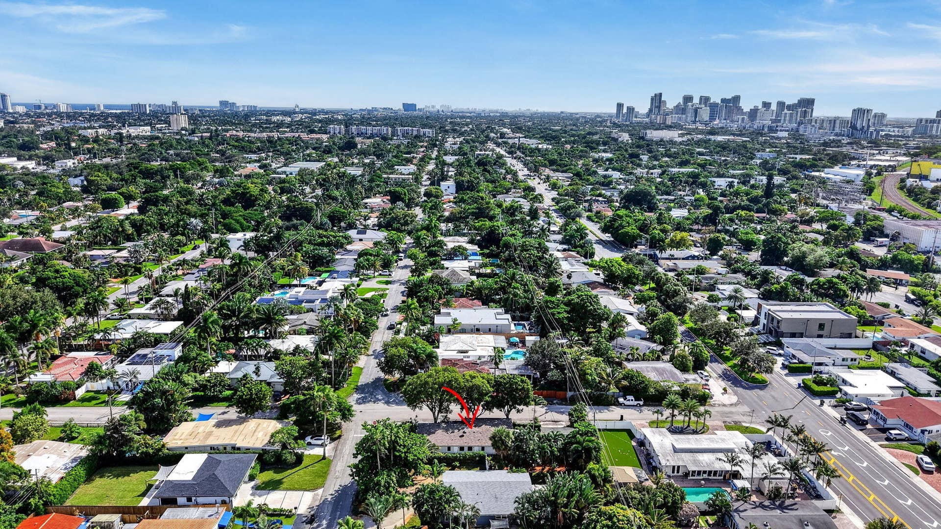 1515 NE 16TH Street, Fort Lauderdale, FL 33304 82-web-or-mls-DJI_20261019150640_0860_D