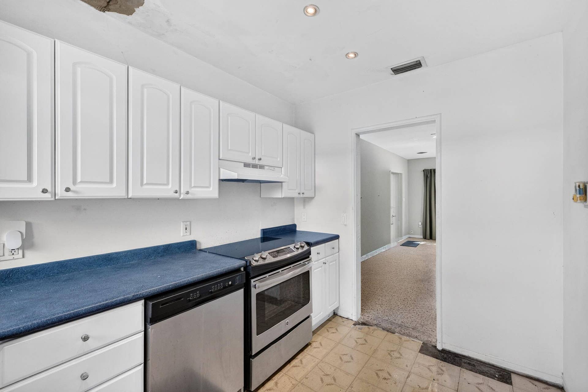 1515 NE 16TH Street, Fort Lauderdale, FL 33304 16-web-or-mls-699A2253