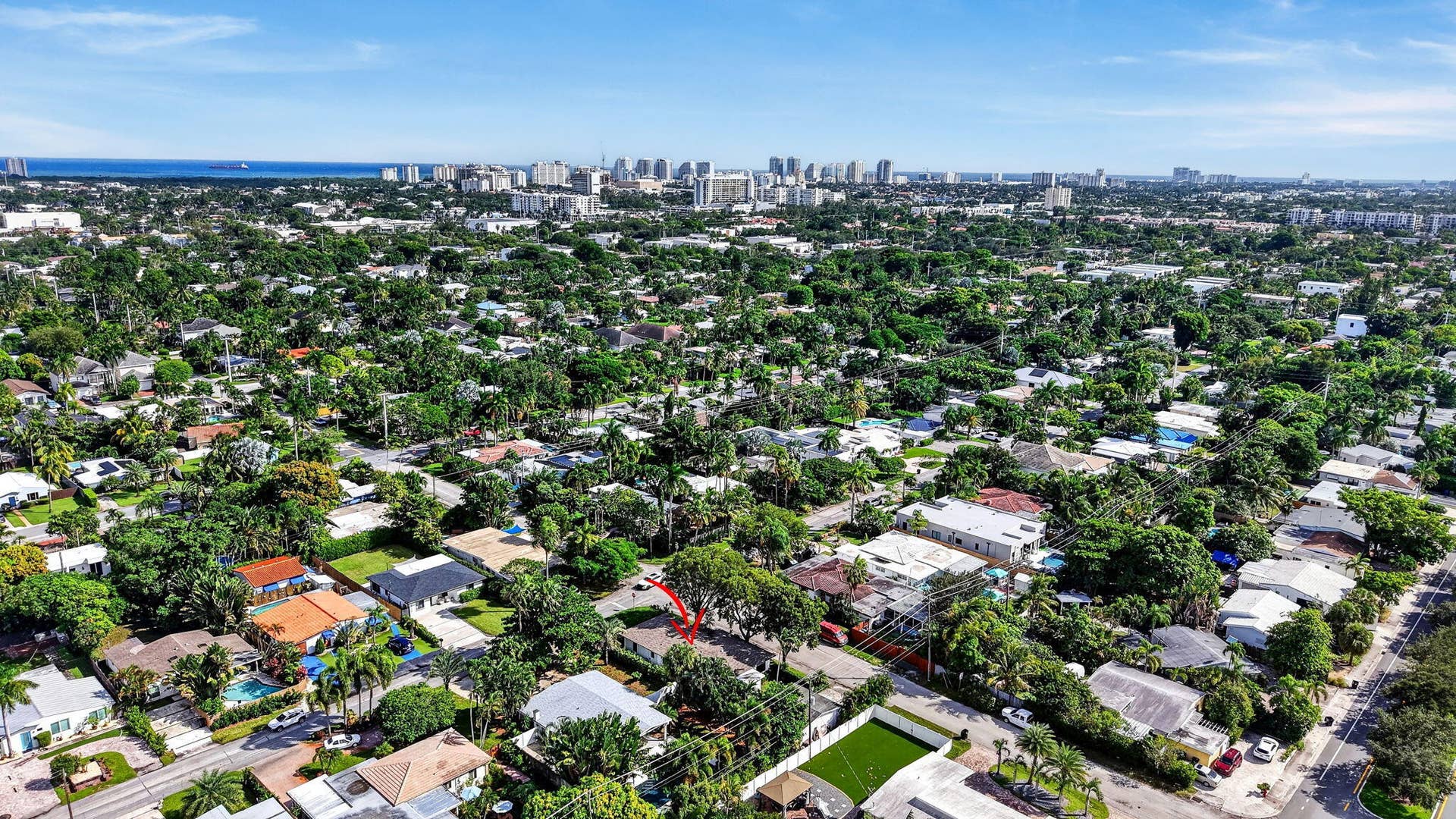 1515 NE 16TH Street, Fort Lauderdale, FL 33304 83-web-or-mls-DJI_20261019150653_0870_D