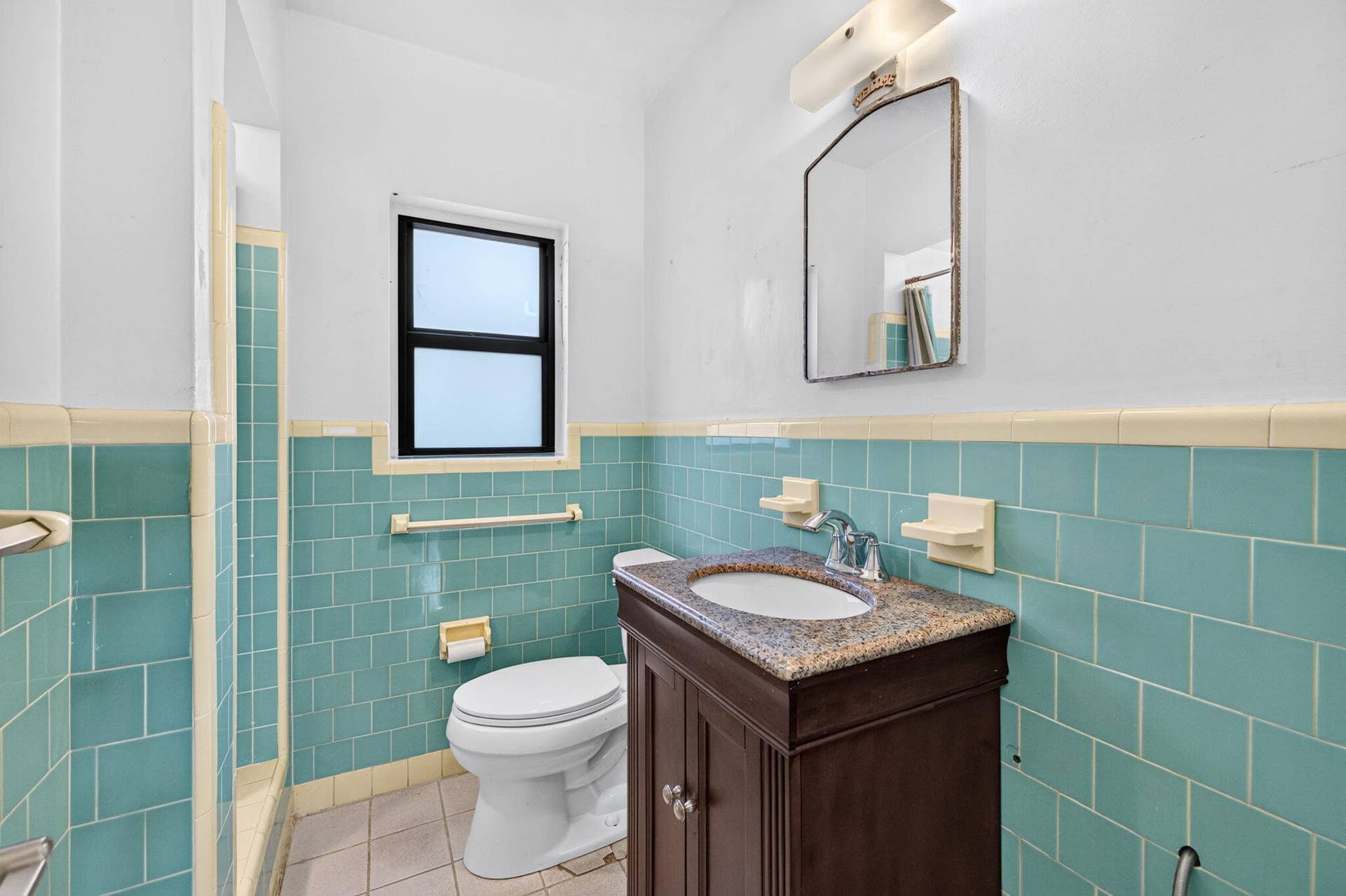 1515 NE 16TH Street, Fort Lauderdale, FL 33304 28-web-or-mls-699A2368