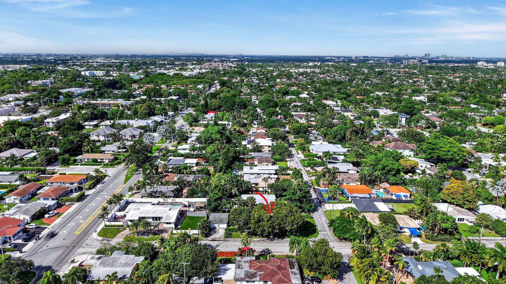 1515 NE 16TH Street, Fort Lauderdale, FL 33304 86-web-or-mls-DJI_20261019150735_0890_D