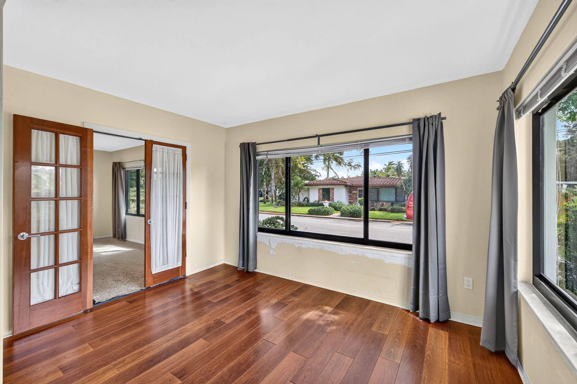 1515 NE 16TH Street, Fort Lauderdale, FL 33304 20-web-or-mls-699A2280
