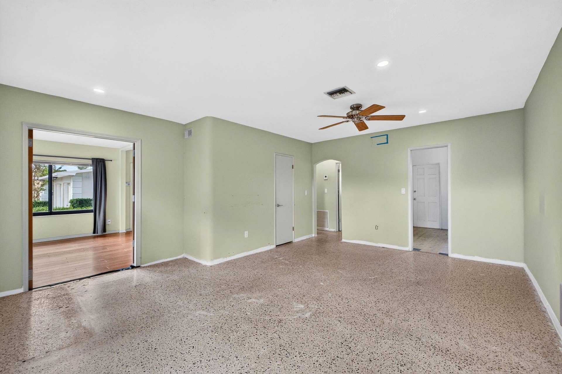 1515 NE 16TH Street, Fort Lauderdale, FL 33304 7-web-or-mls-699A2190