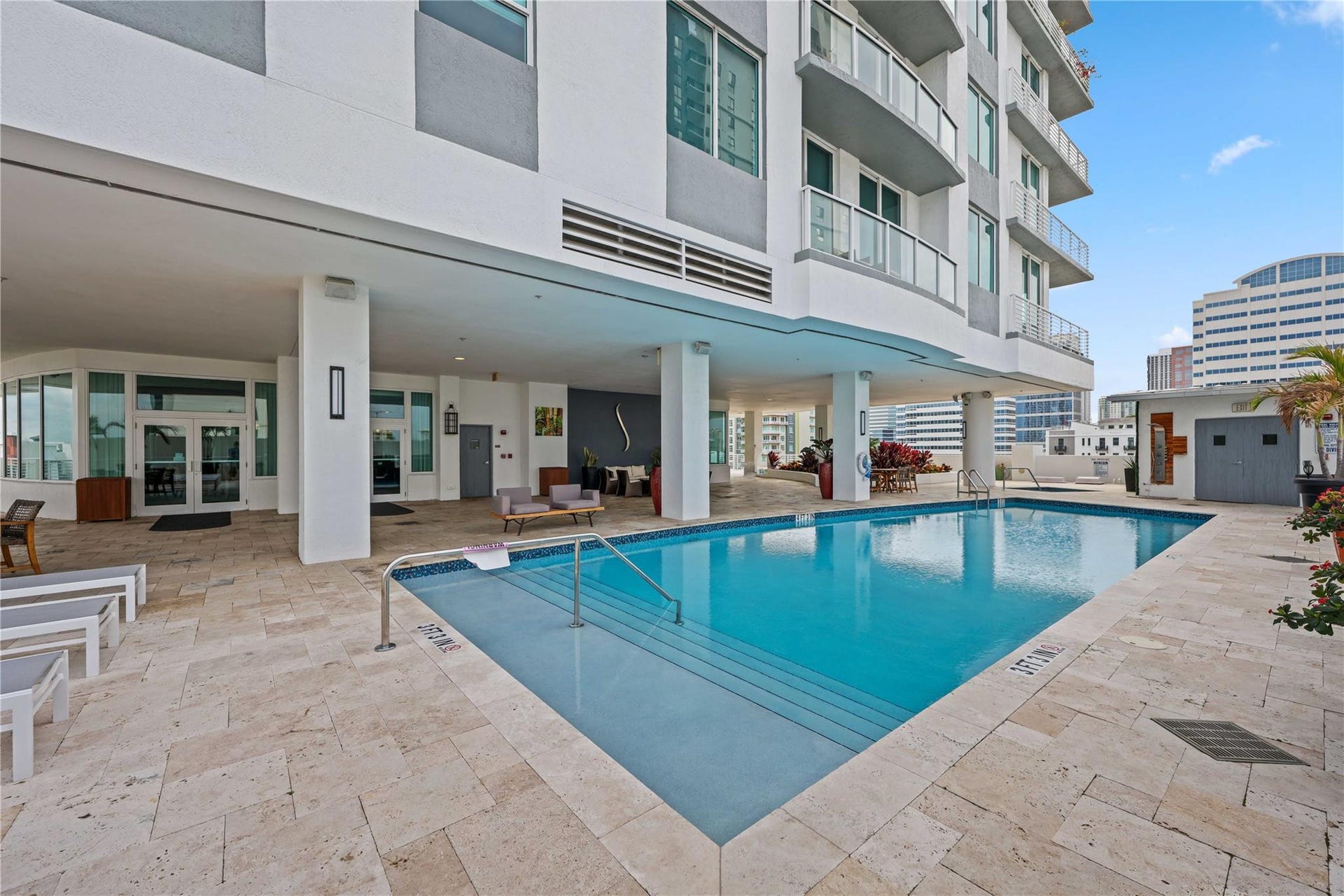 315 NE 3RD Avenue, #1404, Fort Lauderdale, FL 33301 Photo 31