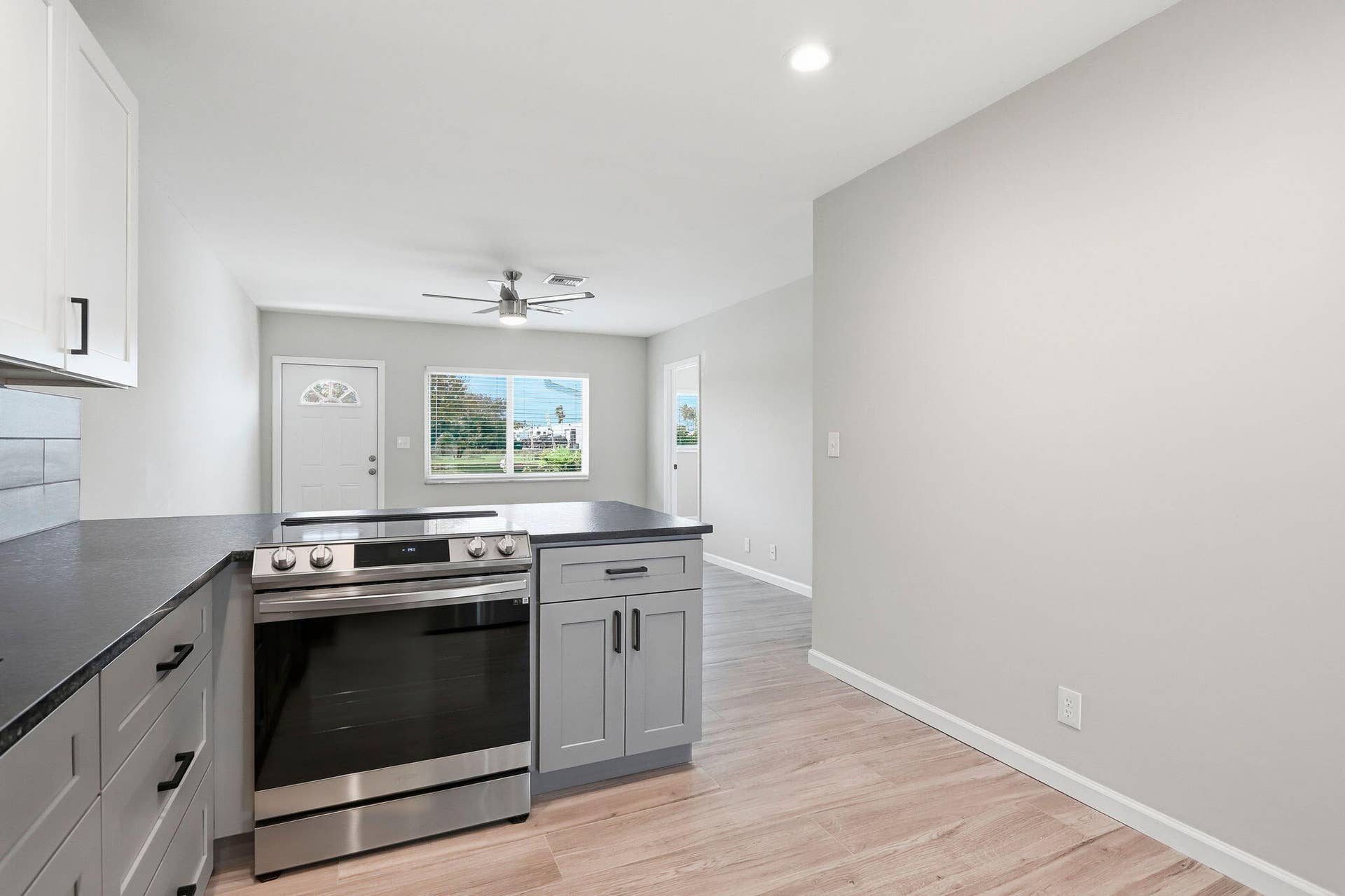 2550 N DIXIE Highway, Boca Raton, FL 33431 11-web-or-mls-011_IMG_9726